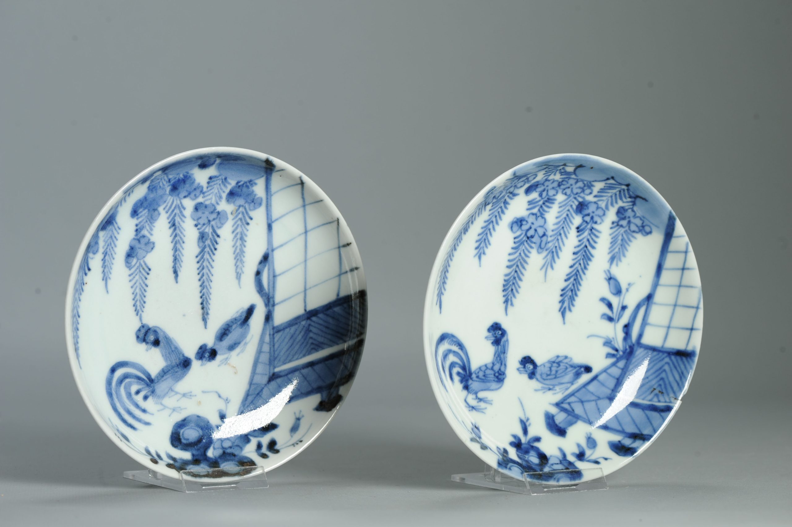 Pair Antique Edo Period Japanese Porcelain Arita Roosters Pagode Blue - Image 2