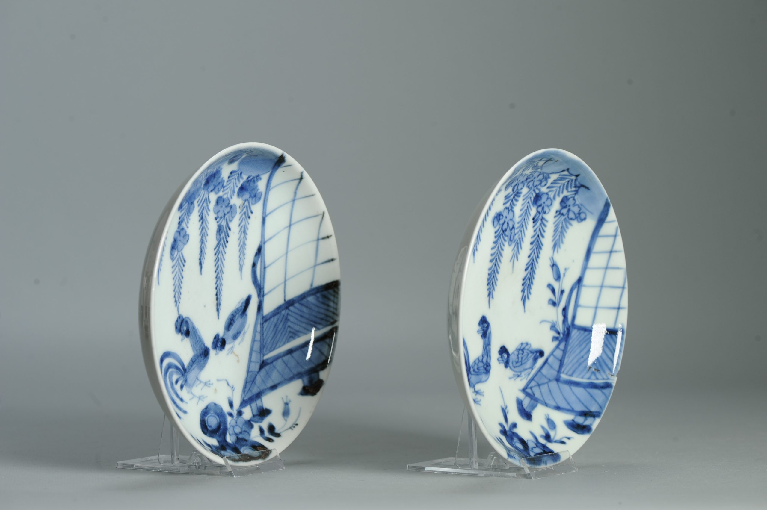 Pair Antique Edo Period Japanese Porcelain Arita Roosters Pagode Blue - Image 3