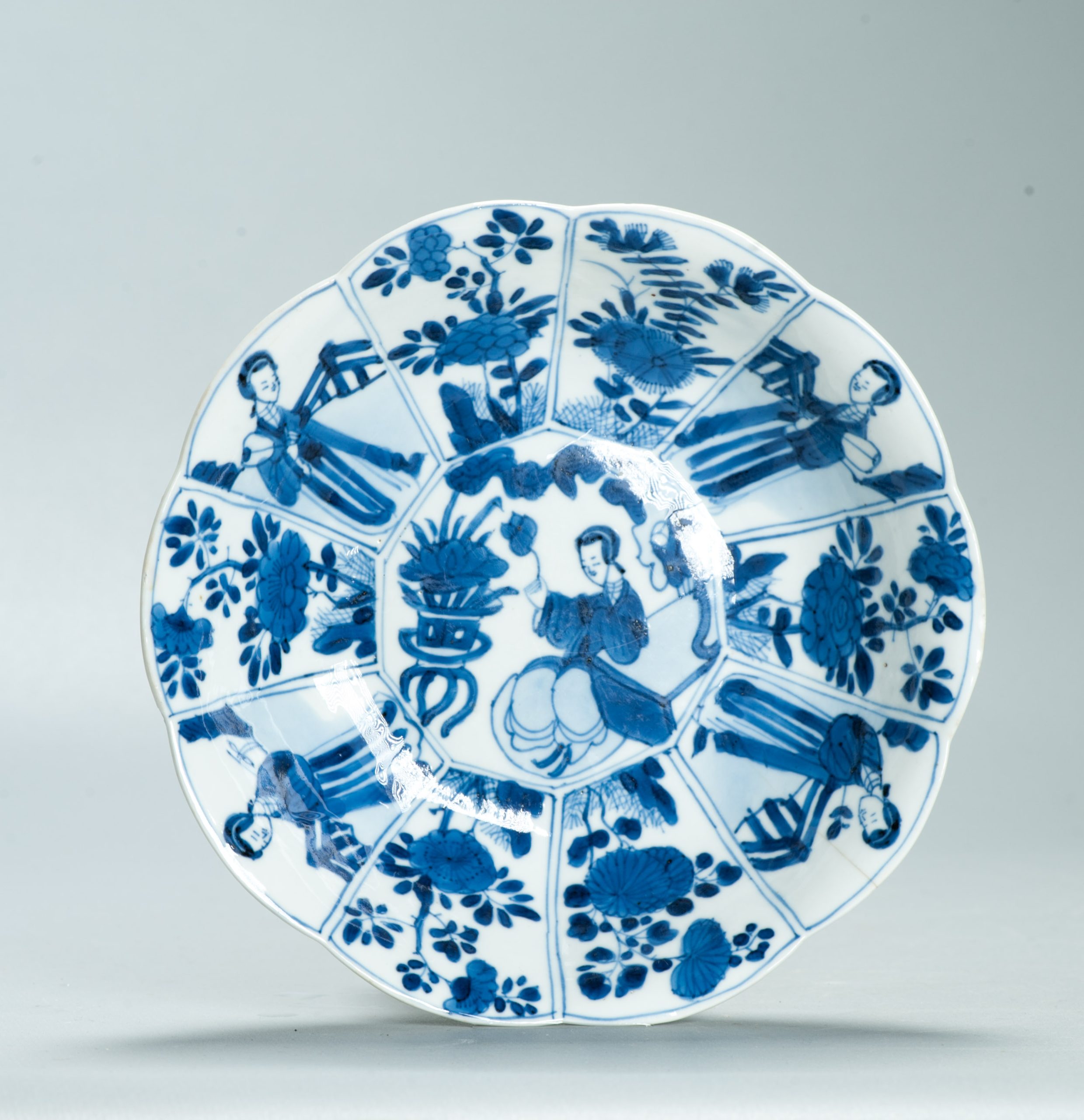 Antique Chinese Porcelain Kangxi period Figural Plate Marked Yu