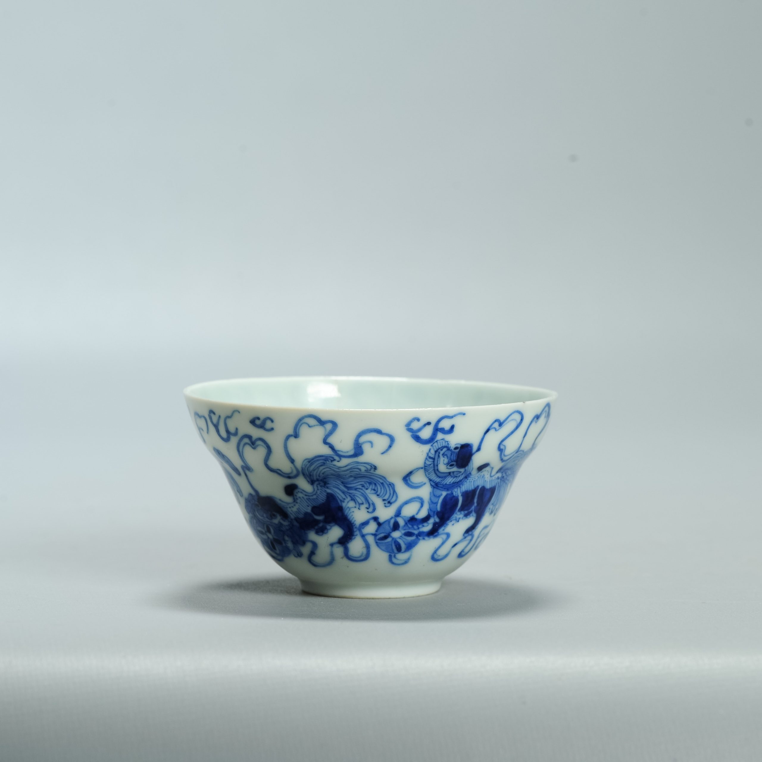 Antique Chinese Bleu de Hue Bowl Foo Lions Marked Qing Porcelain - Image 11