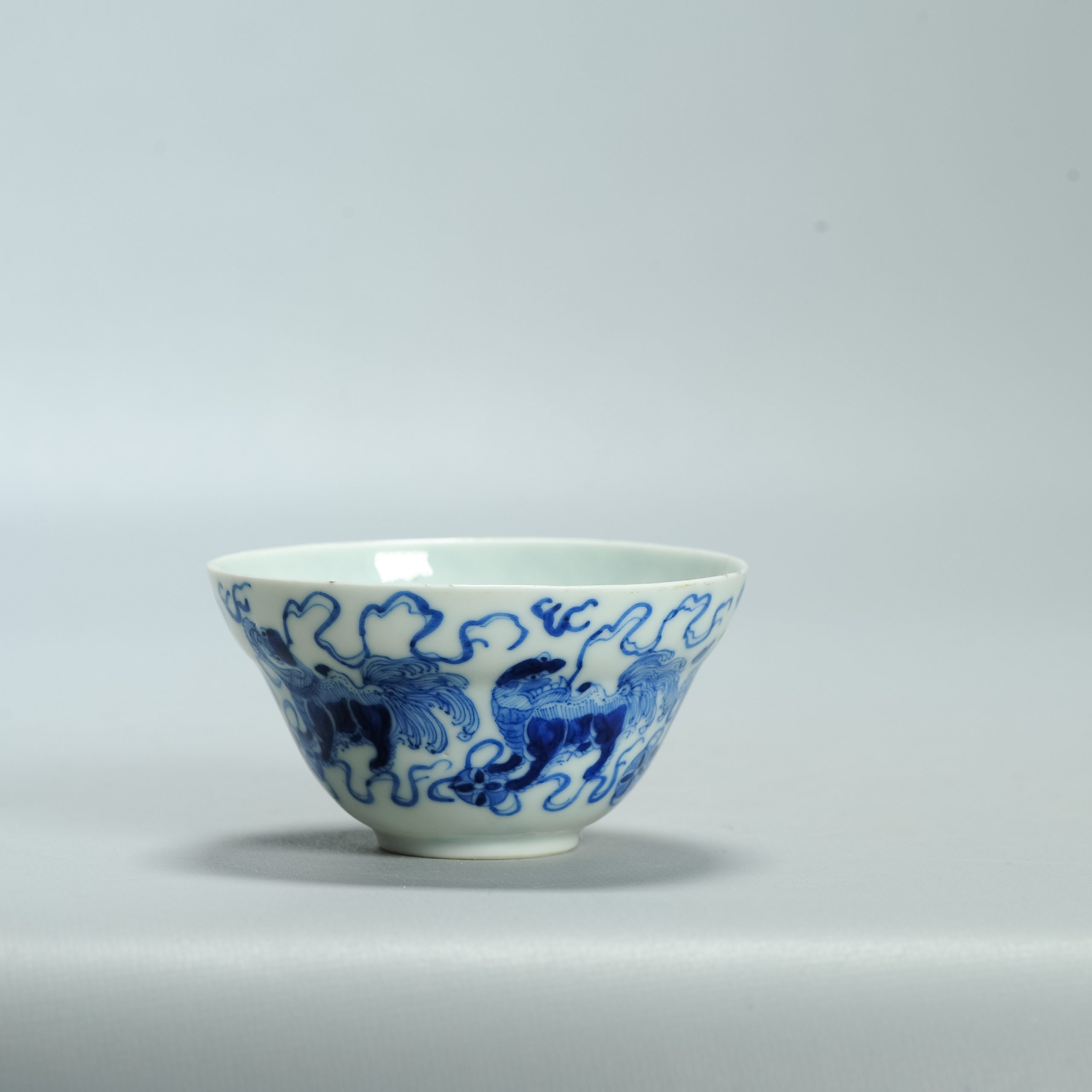 Antique Chinese Bleu de Hue Bowl Foo Lions Marked Qing Porcelain - Image 8