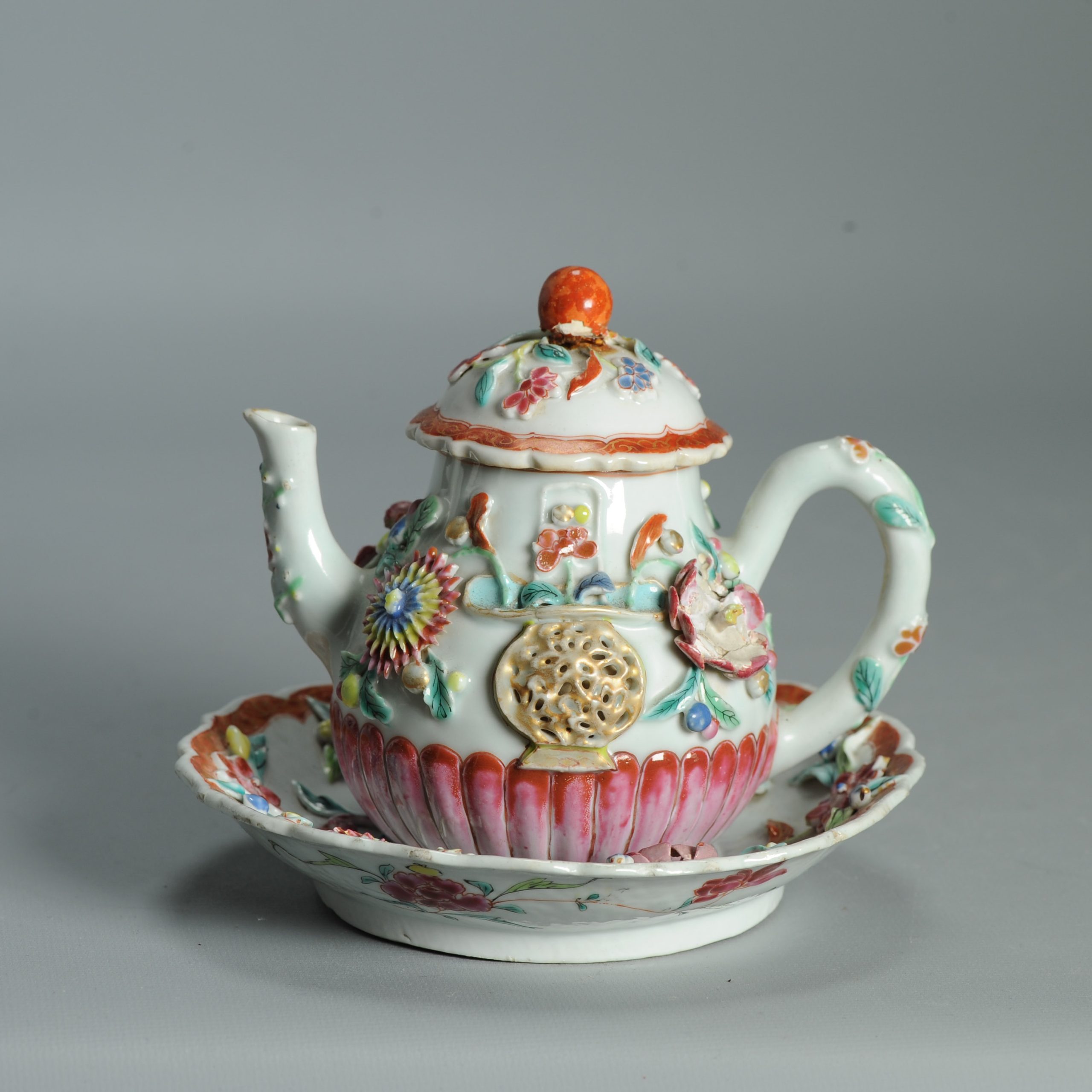 Antique Chinese Teapot and Pattipan with Relief Flowers Yongzheng Porcelain China - Image 16