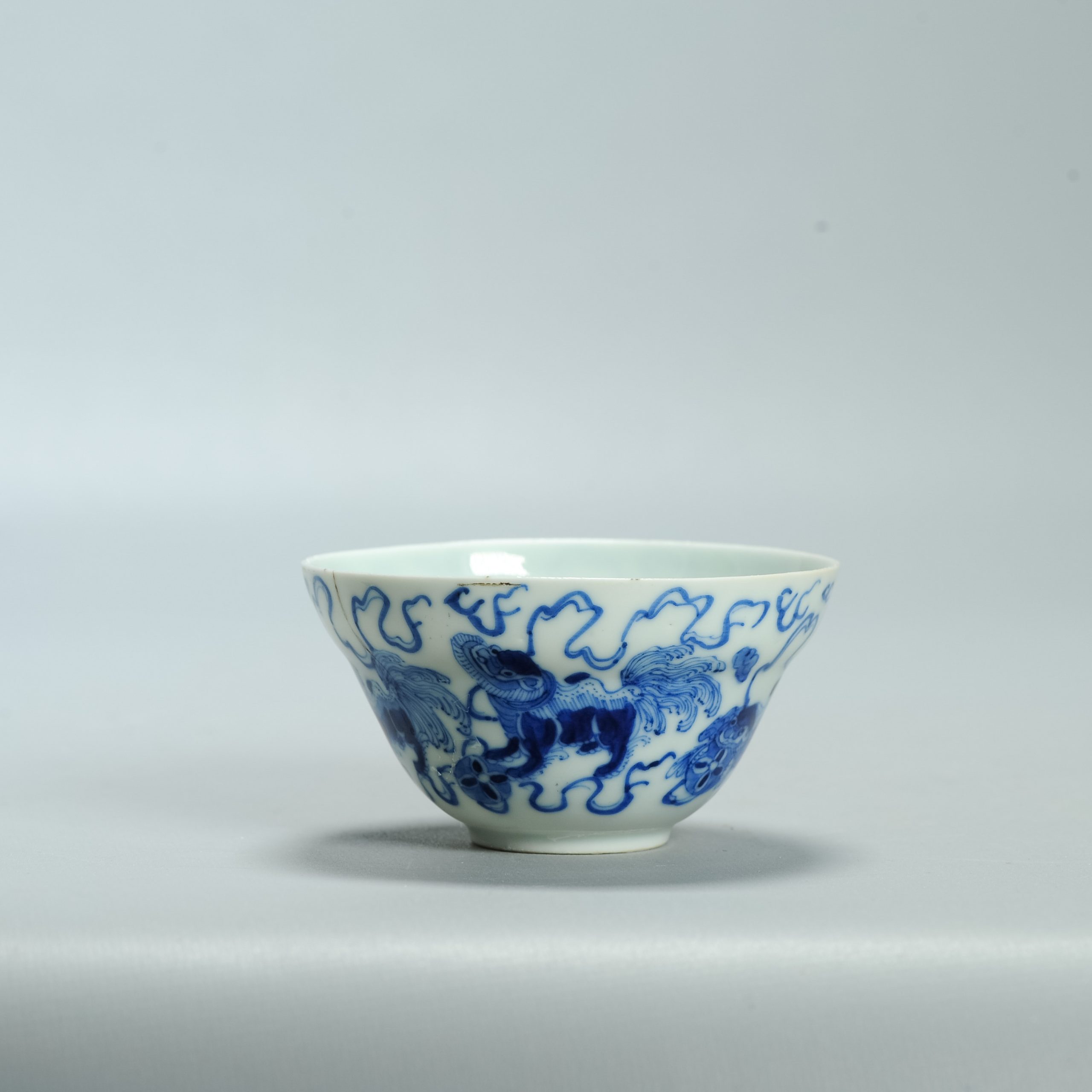Antique Chinese Bleu de Hue Bowl Foo Lions Marked Qing Porcelain - Image 15