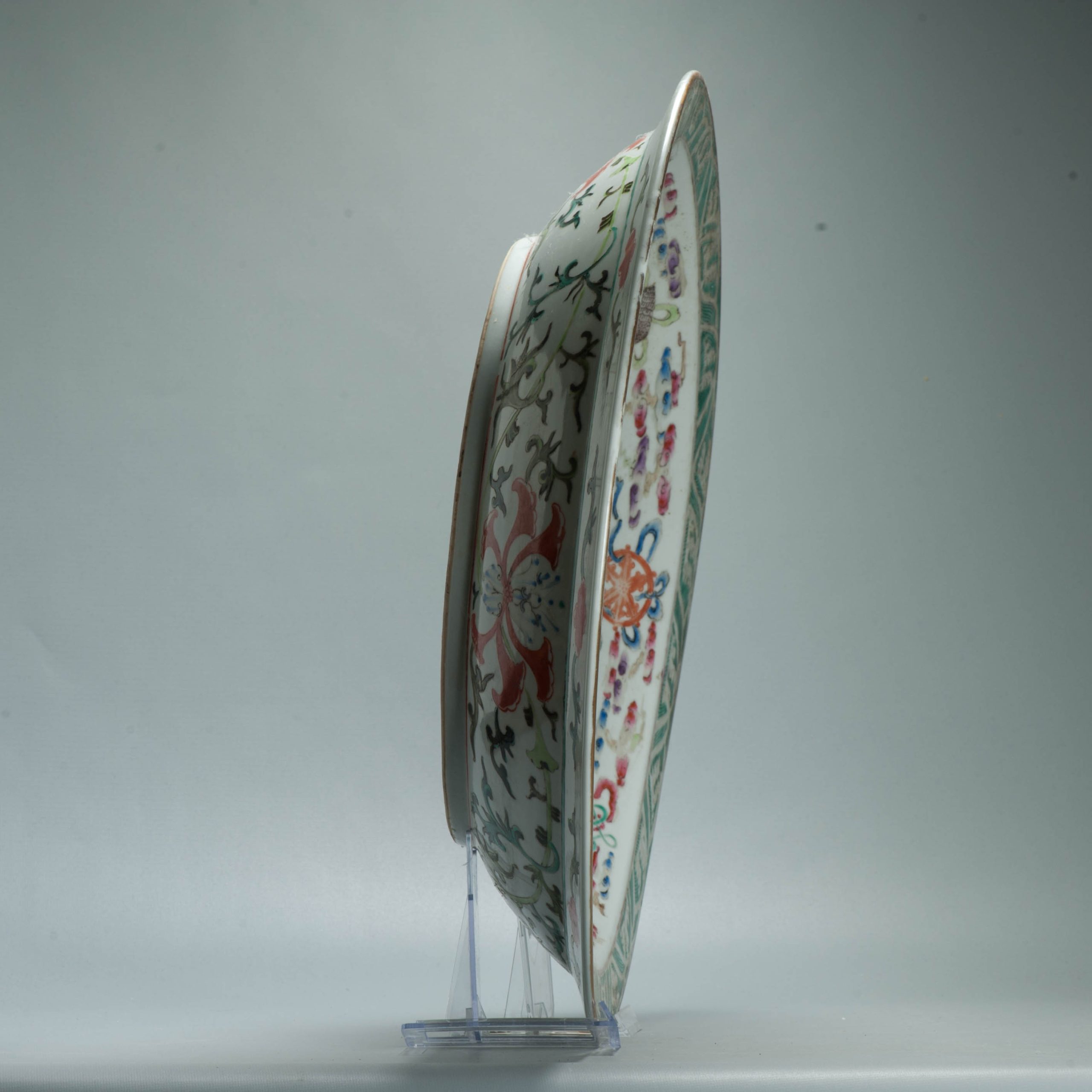 Antique 51CM 19C Chinese Porcelain 'Phoenix and Buddhist Emblems' charger - Image 4