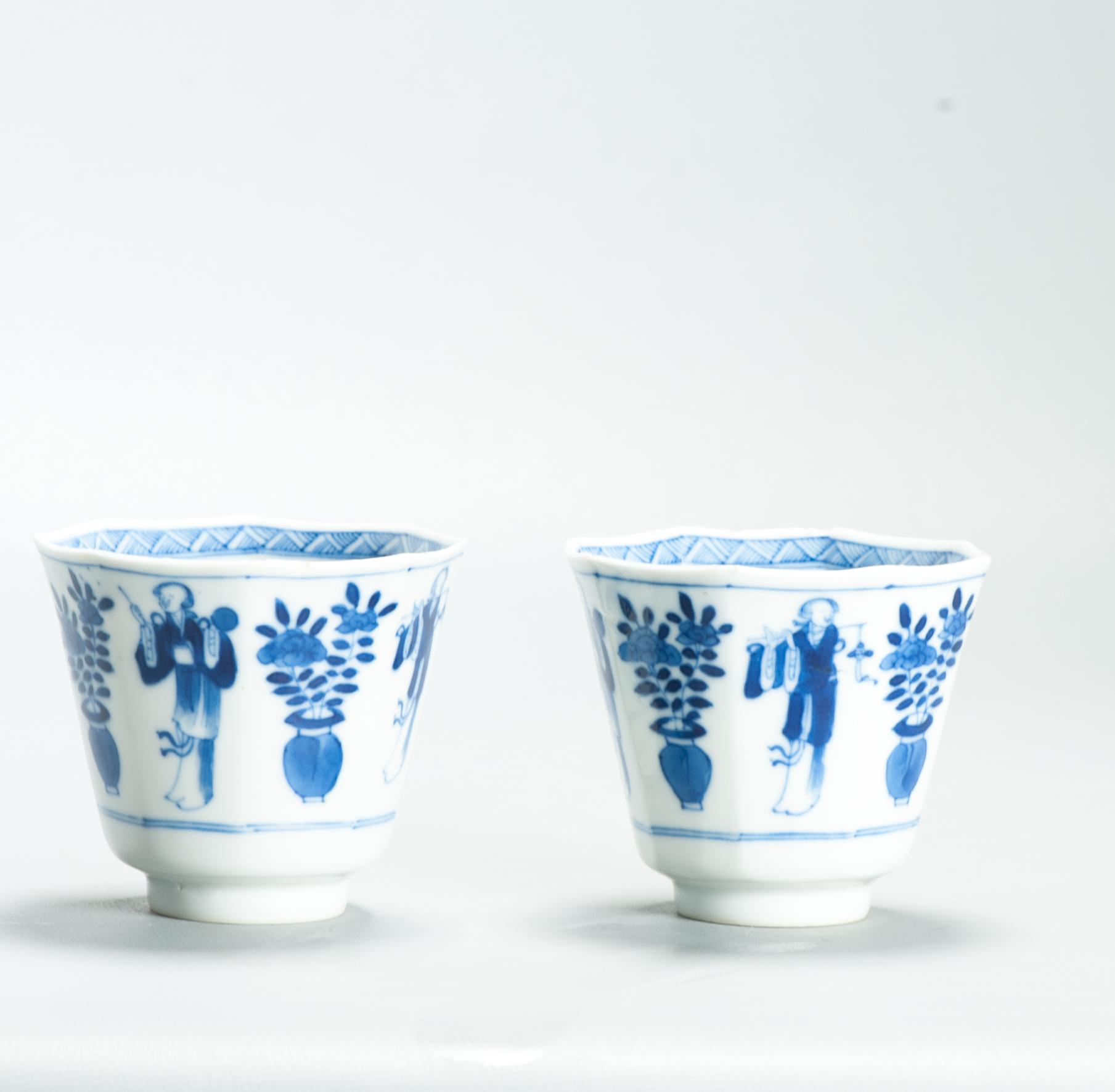 Antique Qing Period Chinese Porcelain Tea Bowls Elegant Ladies Flowers Marked - Image 8