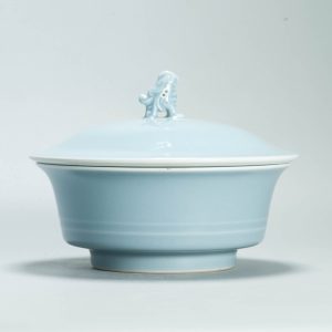 Yongzheng Marked Tureen Bowl Chinese porcelain Monochrome Light Blue