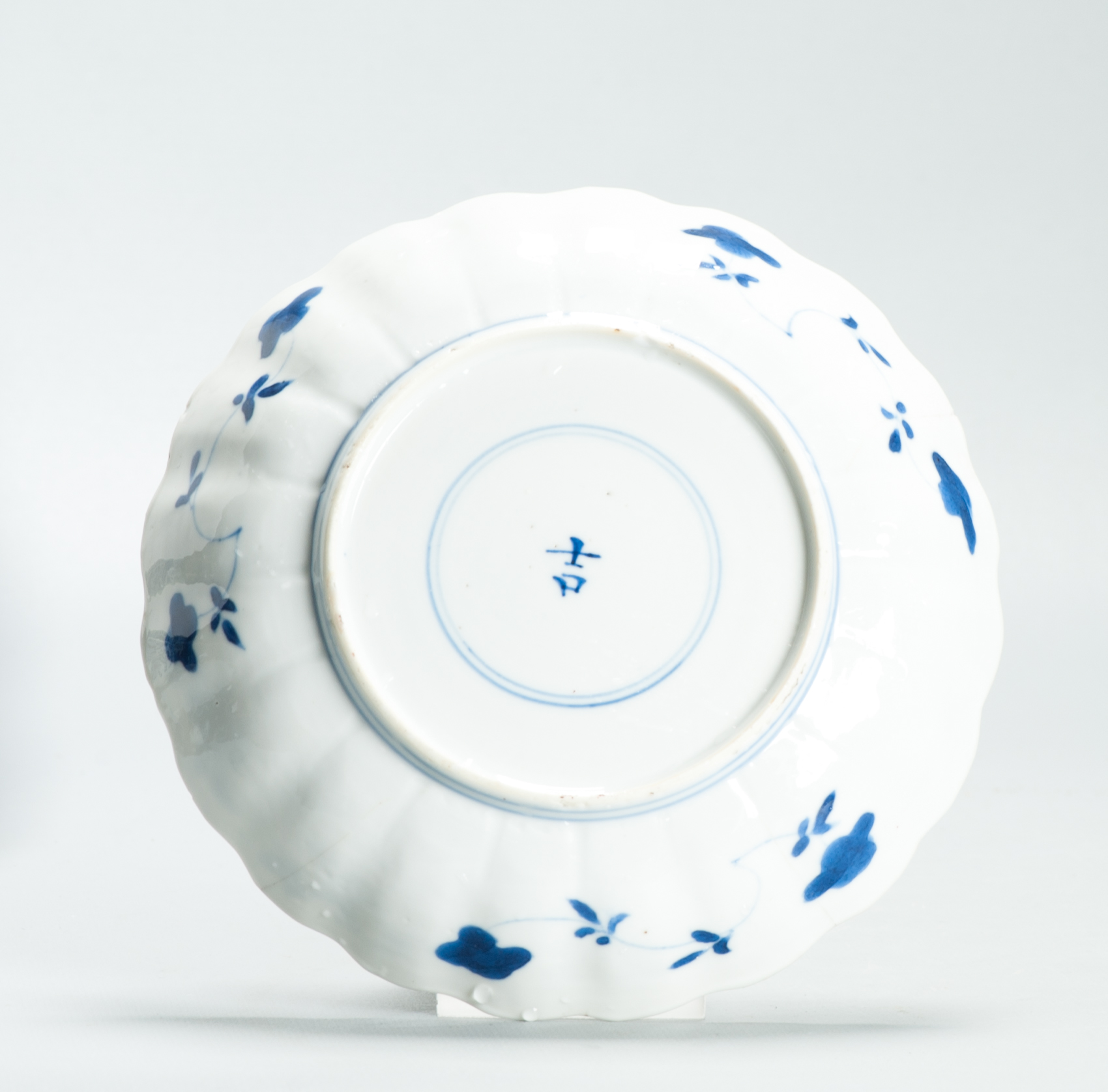 Antique Kangxi Period Chinese porcelain Dish Birds and Flowers Marked Ji 吉 - Image 4