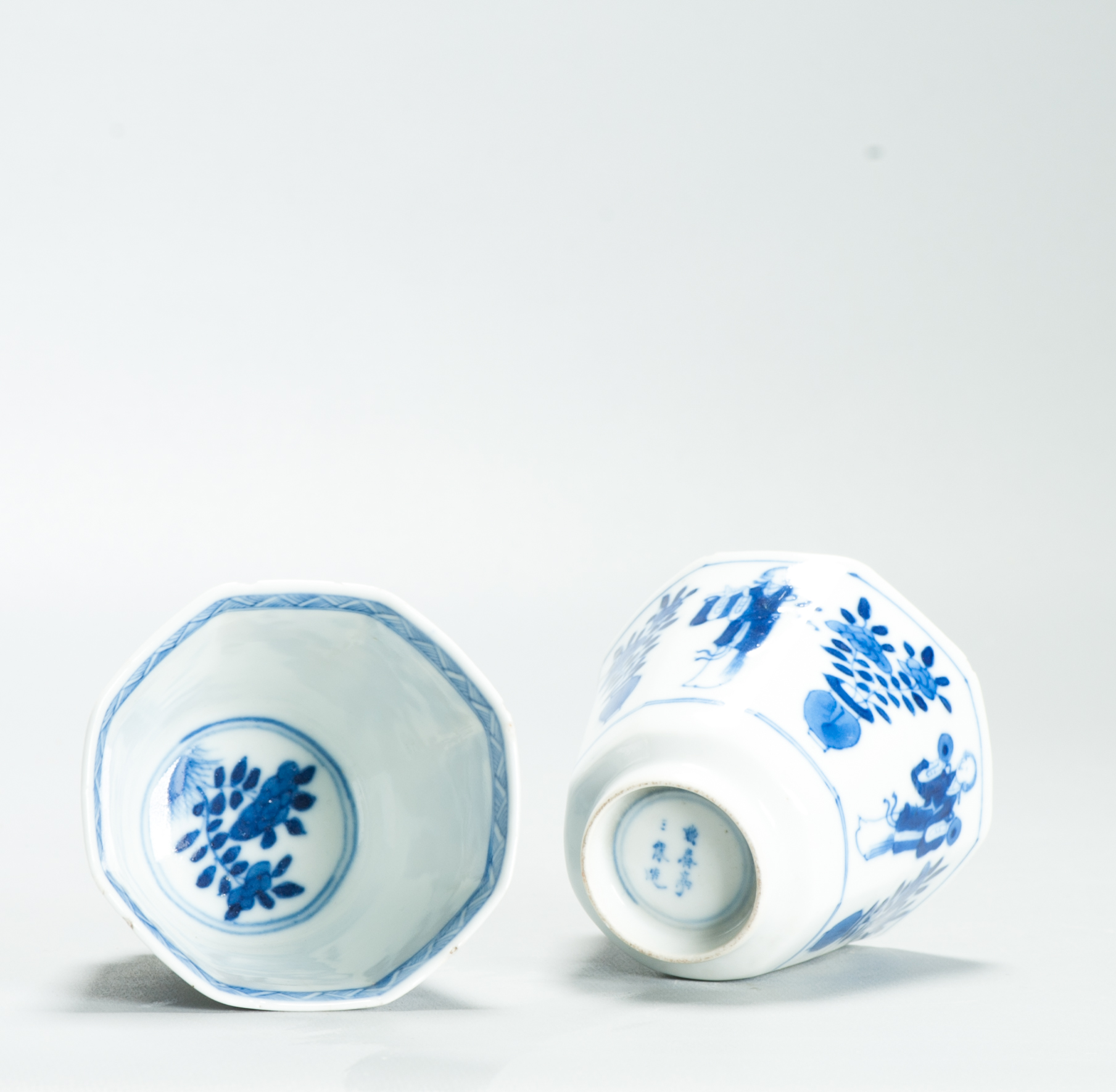 Antique Qing Period Chinese Porcelain Tea Bowls Elegant Ladies Flowers Marked - Image 4