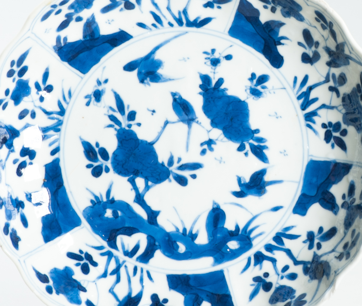 Antique Kangxi Period Chinese porcelain Dish Birds and Flowers Marked Ji 吉 - Image 7