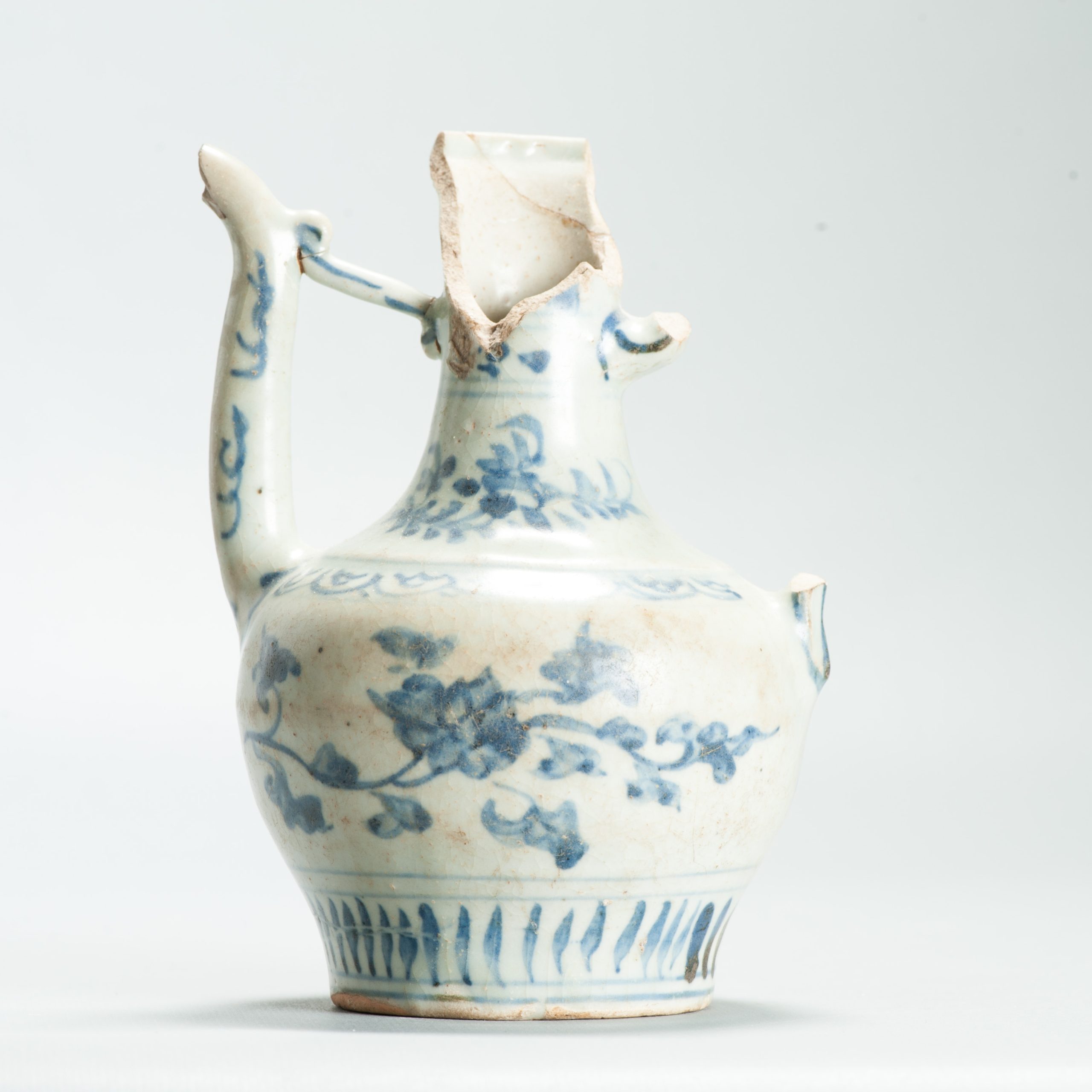 Antique Chinese Porcelain 15th/16th Century Hongzhi Zhengde Ewer Flowers - Image 10