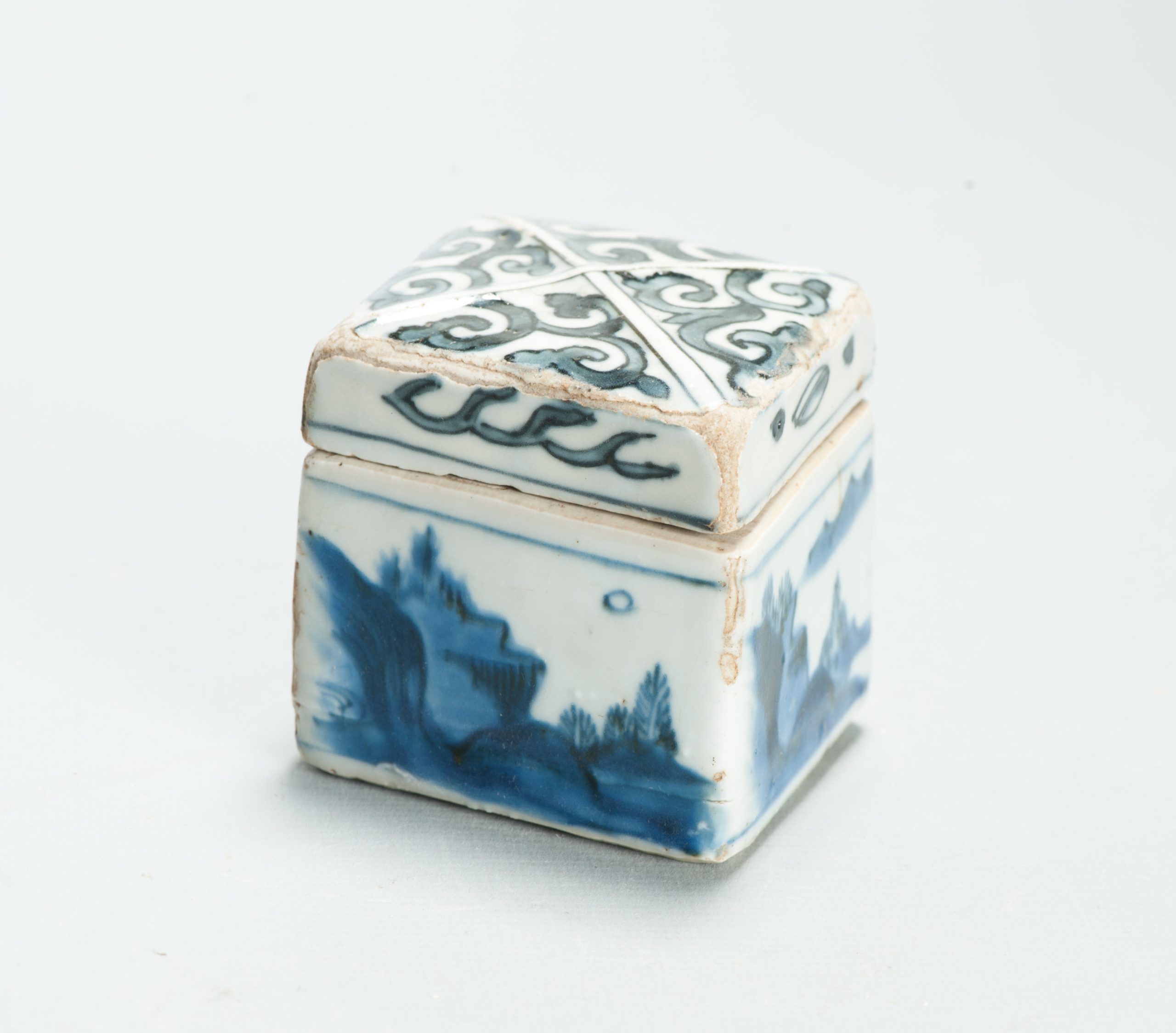 Rare 17th C Chinese Porcelain Ming Period Incense Container Tianqi Scholar - Image 8