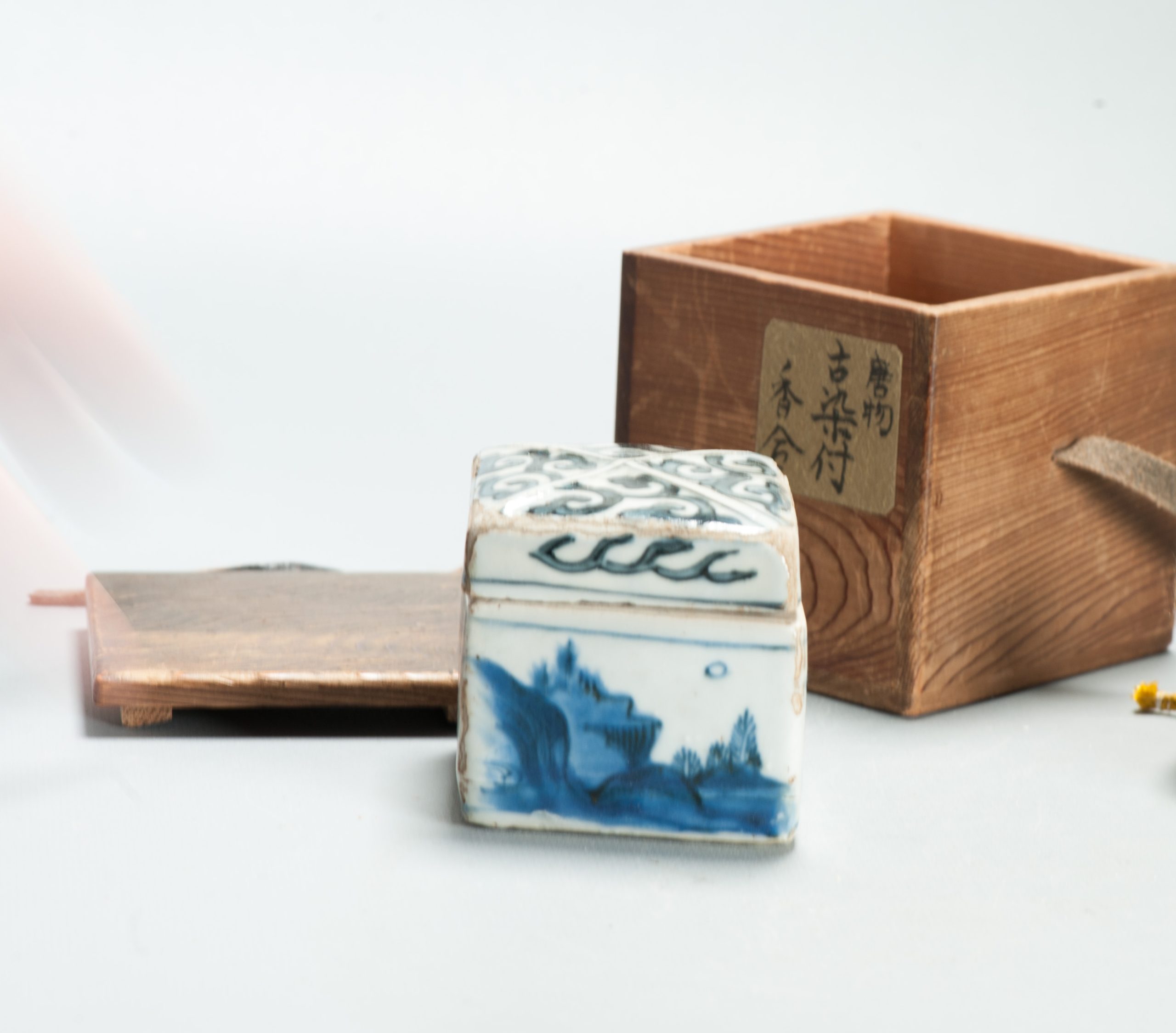 Rare 17th C Chinese Porcelain Ming Period Incense Container Tianqi Scholar - Image 21