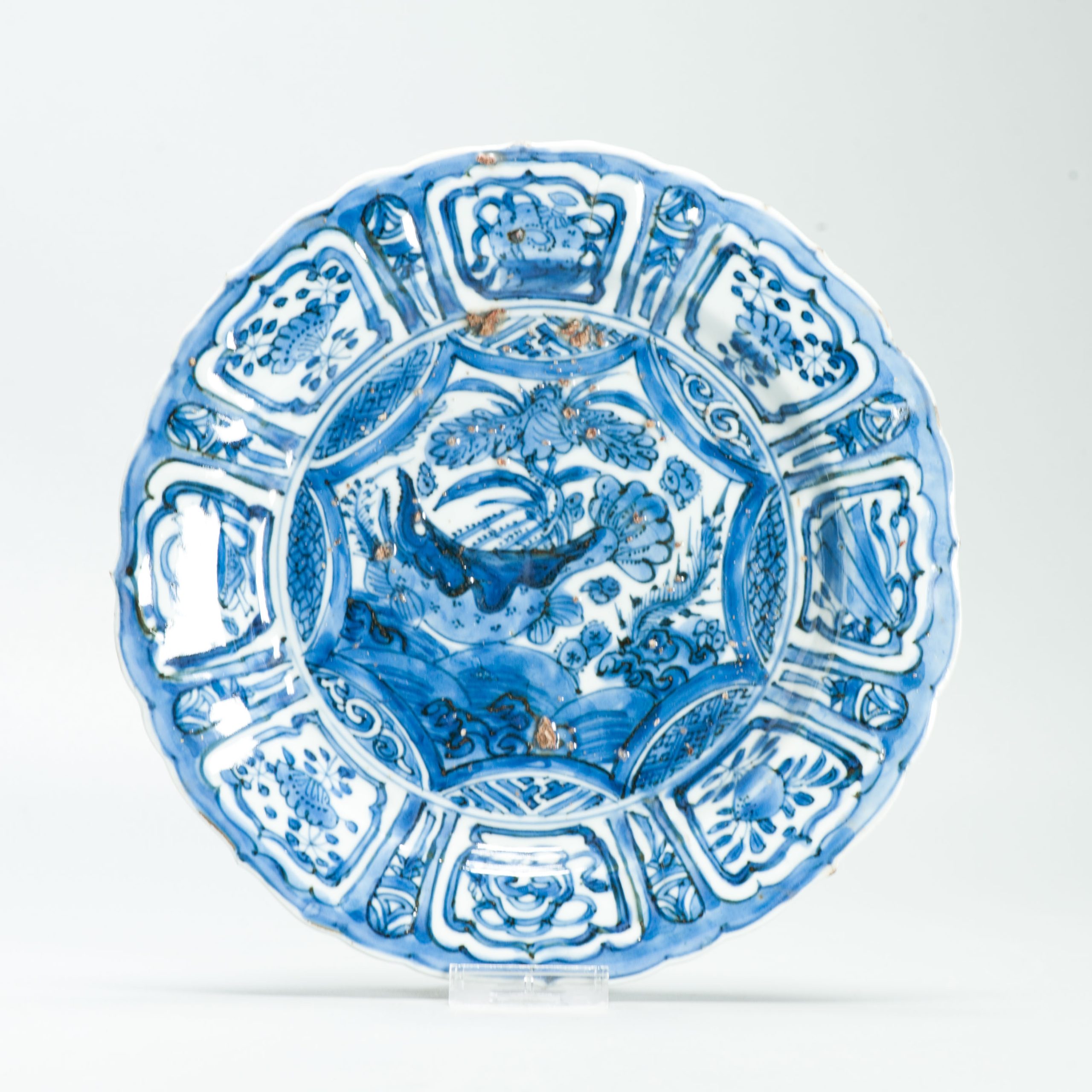 Very Rare Predator Fish Antique Ming 17th c Chinese Porcelain Kraak Plate