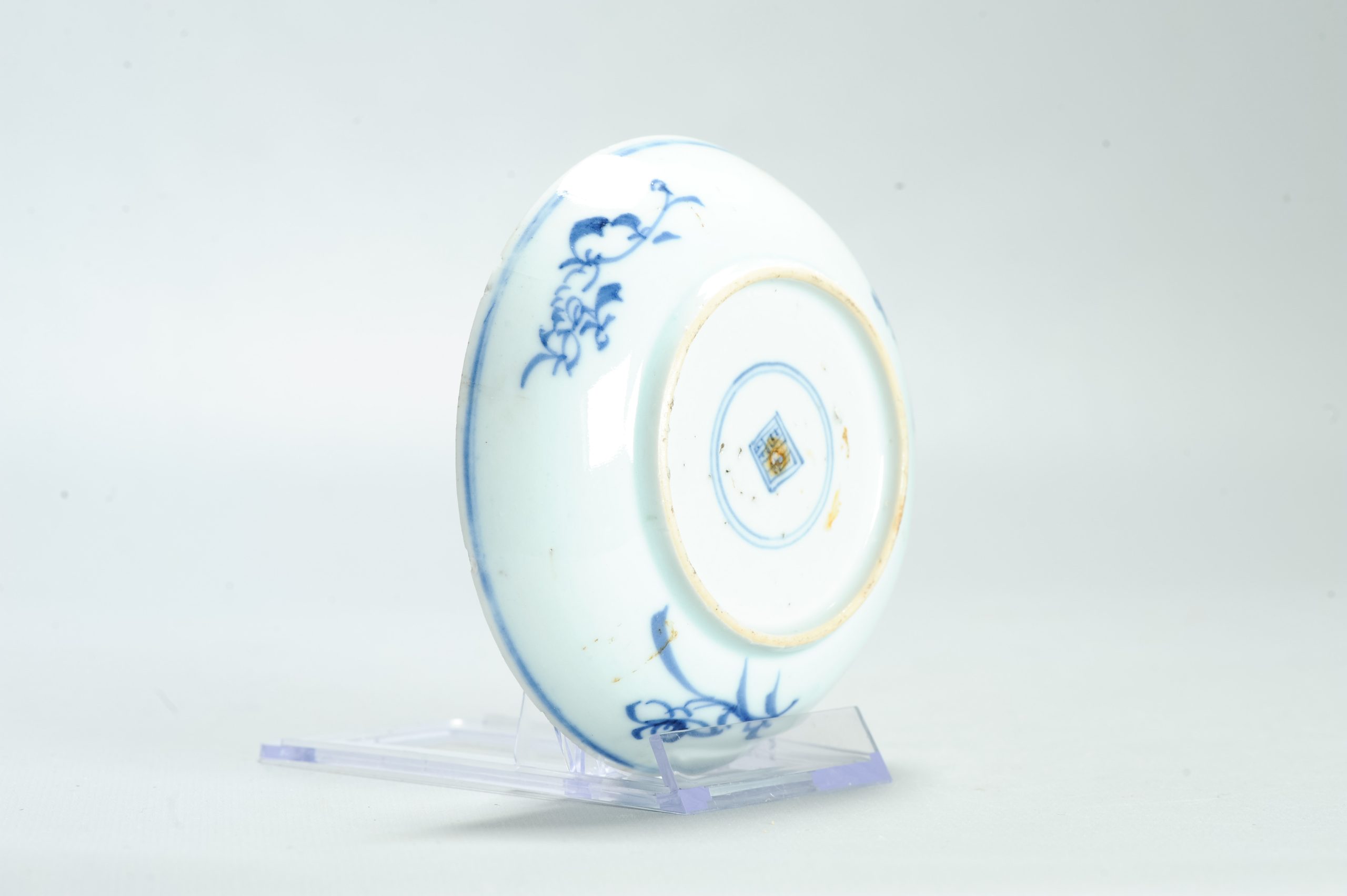Antique Kangxi/Yongzheng Period Chinese porcelain Dish Scroll Motif Flowers Marked - Image 9