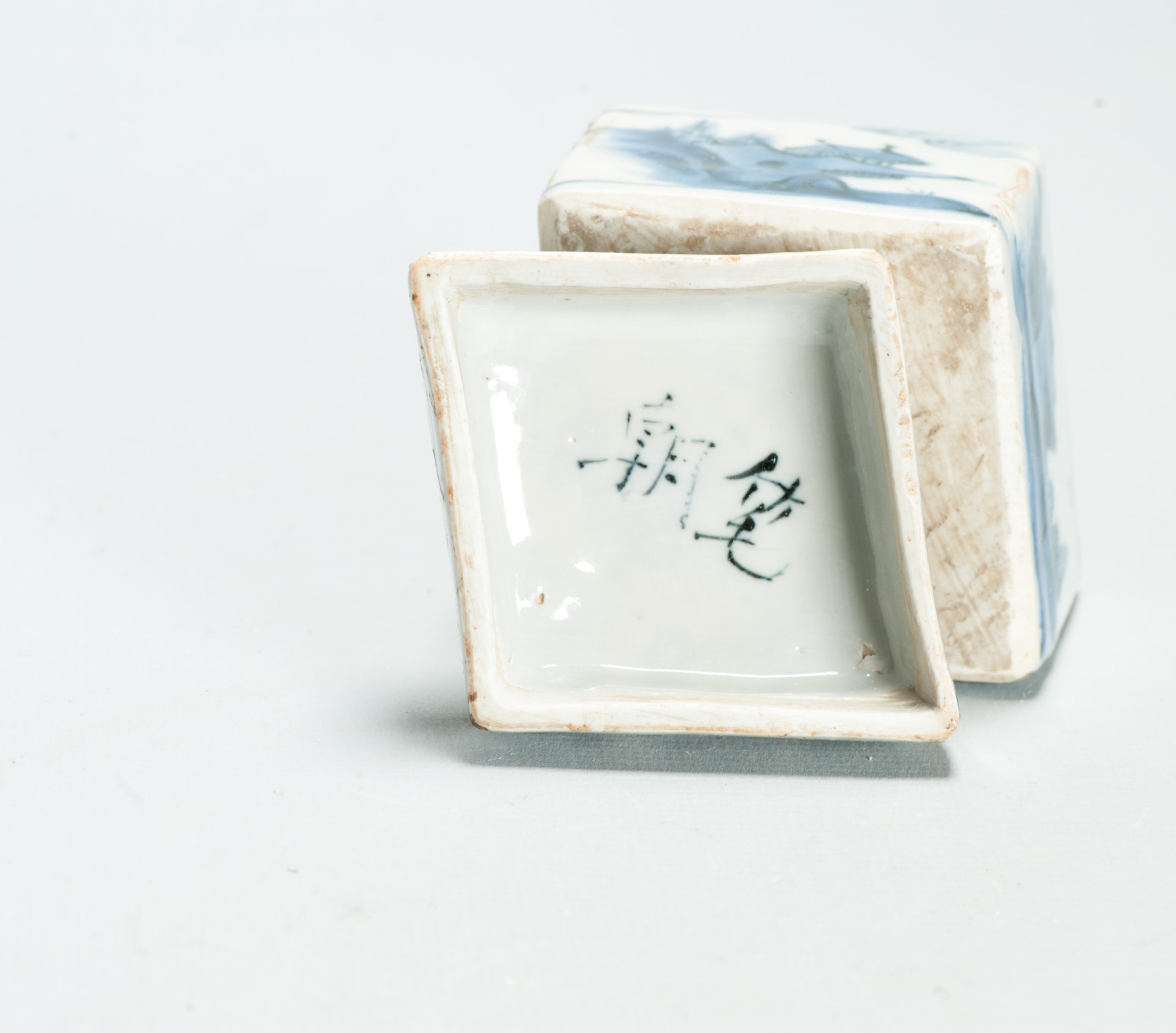 Rare 17th C Chinese Porcelain Ming Period Incense Container Tianqi Scholar - Image 3