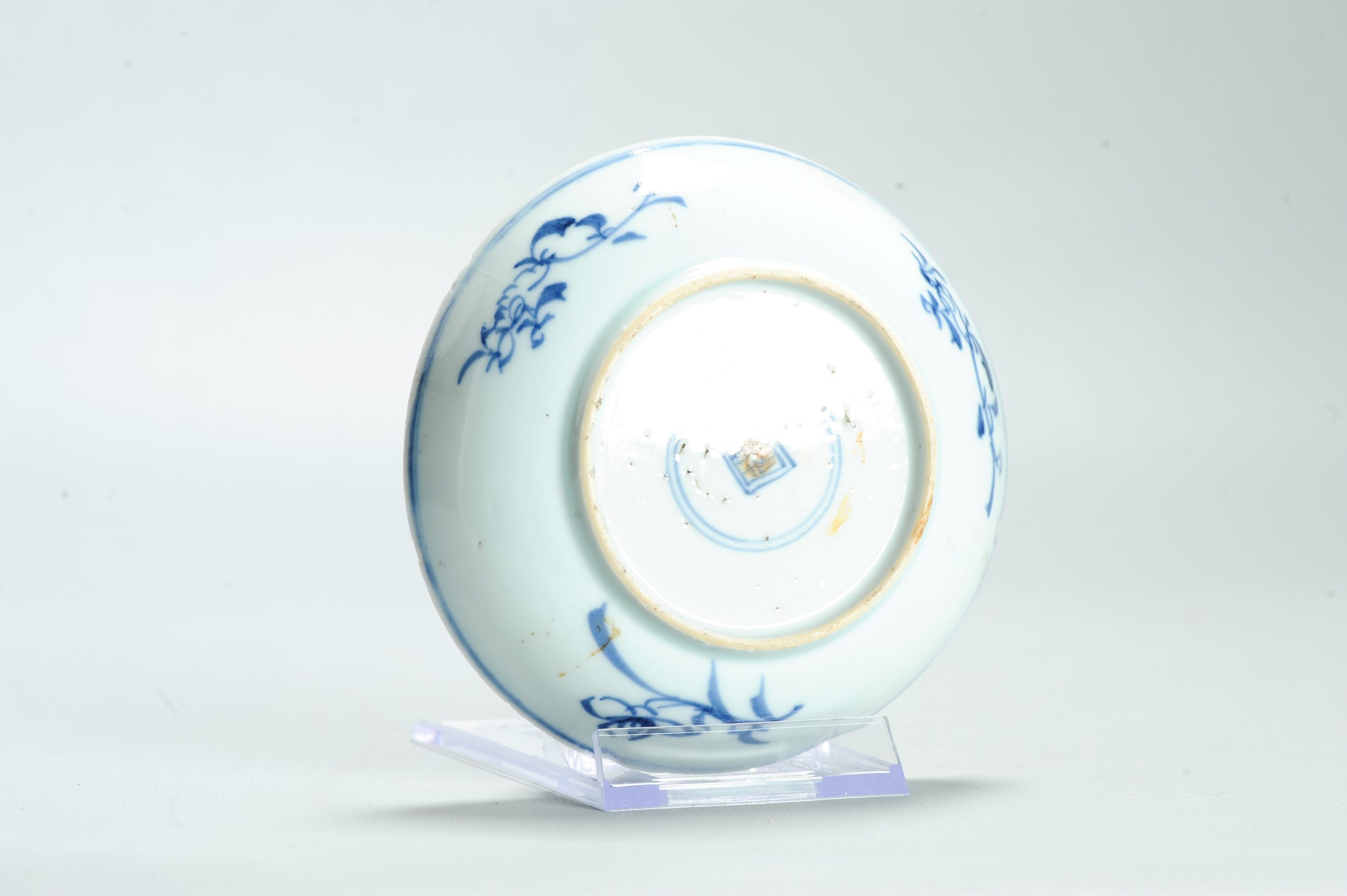 Antique Kangxi/Yongzheng Period Chinese porcelain Dish Scroll Motif Flowers Marked - Image 8