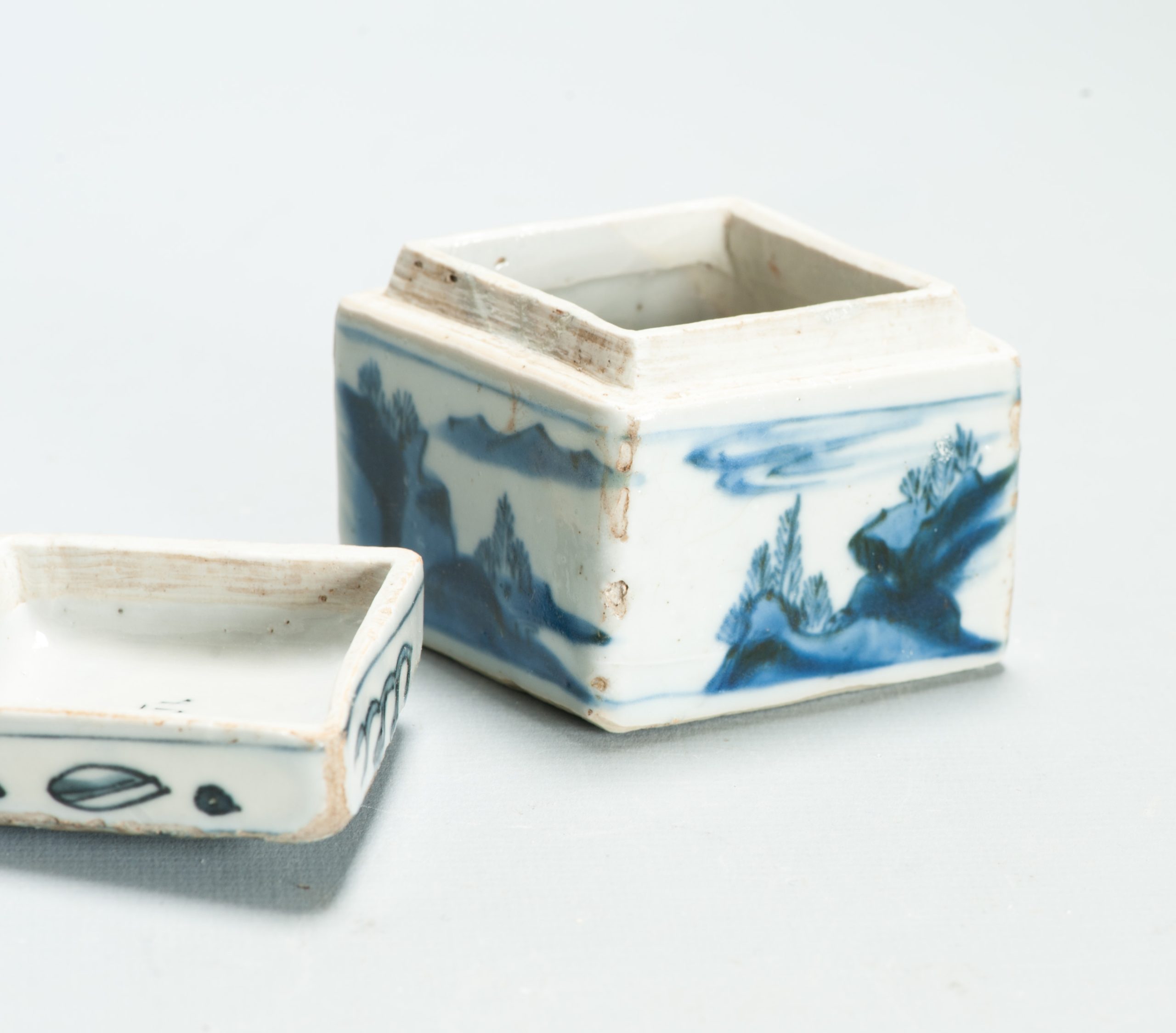 Rare 17th C Chinese Porcelain Ming Period Incense Container Tianqi Scholar - Image 11