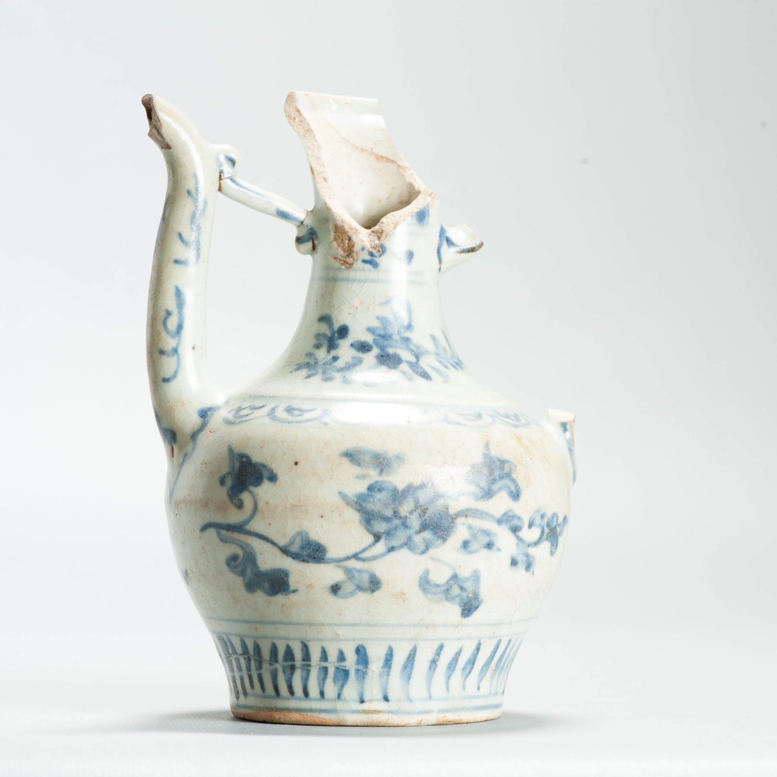 Antique Chinese Porcelain 15th/16th Century Hongzhi Zhengde Ewer Flowers - Image 11