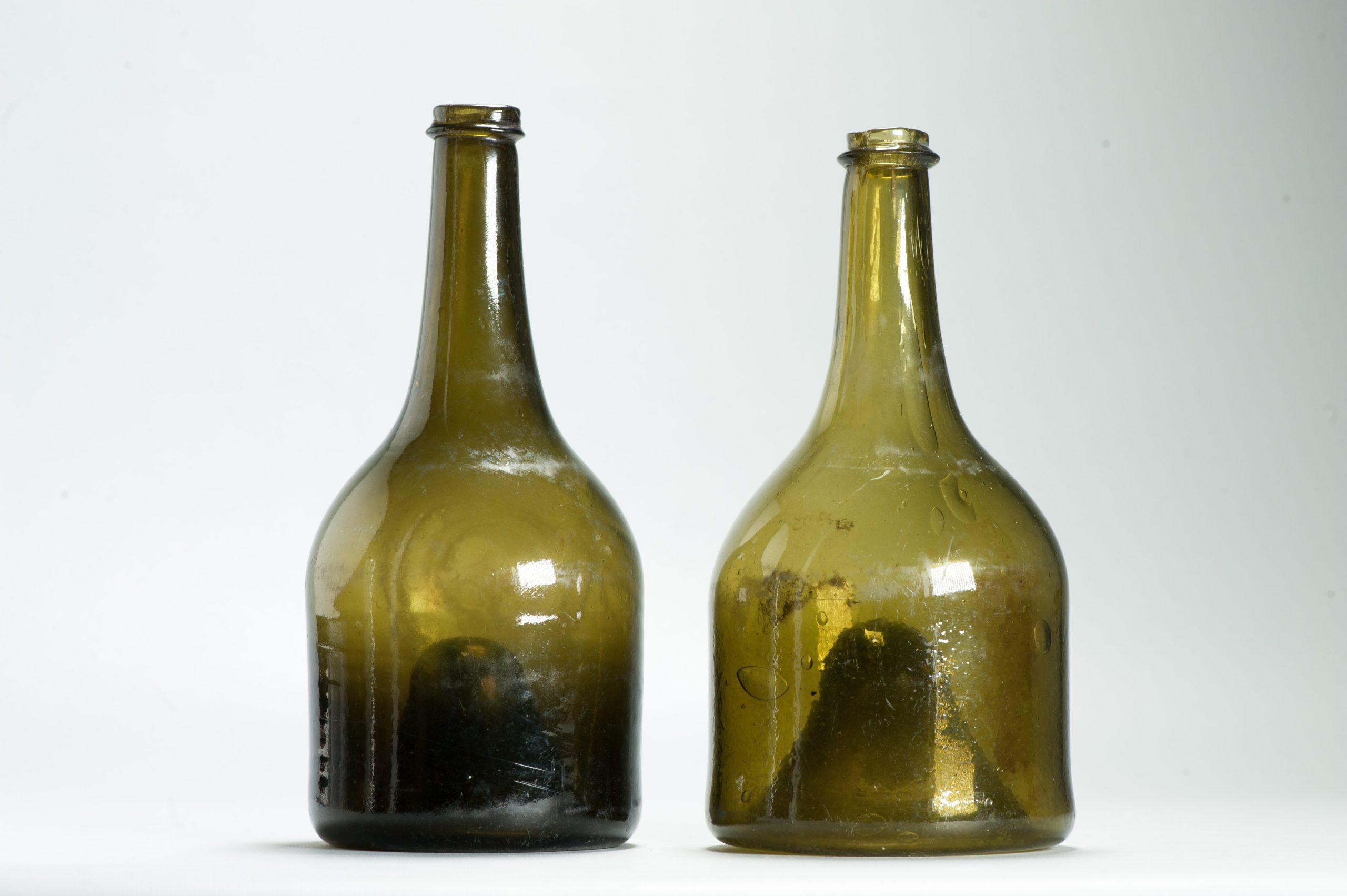 Pair Antique 17th/18th c Champagne Iridescent glass wine bottle French - Image 8