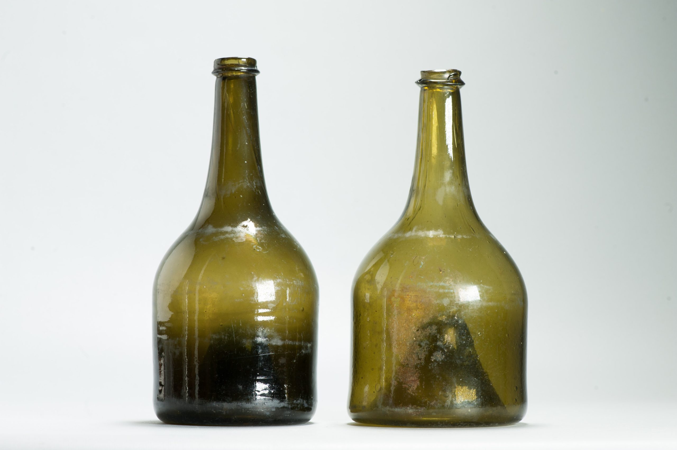 Pair Antique 17th/18th c Champagne Iridescent glass wine bottle French - Image 4