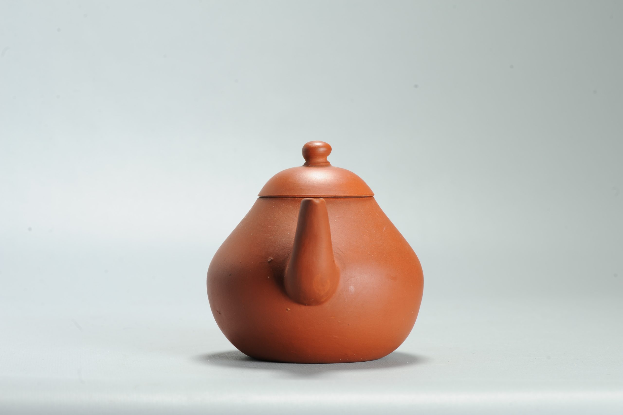 Vintage Chinese earthenware 20th century Zisha Yixing Teapot China Marked - Image 13