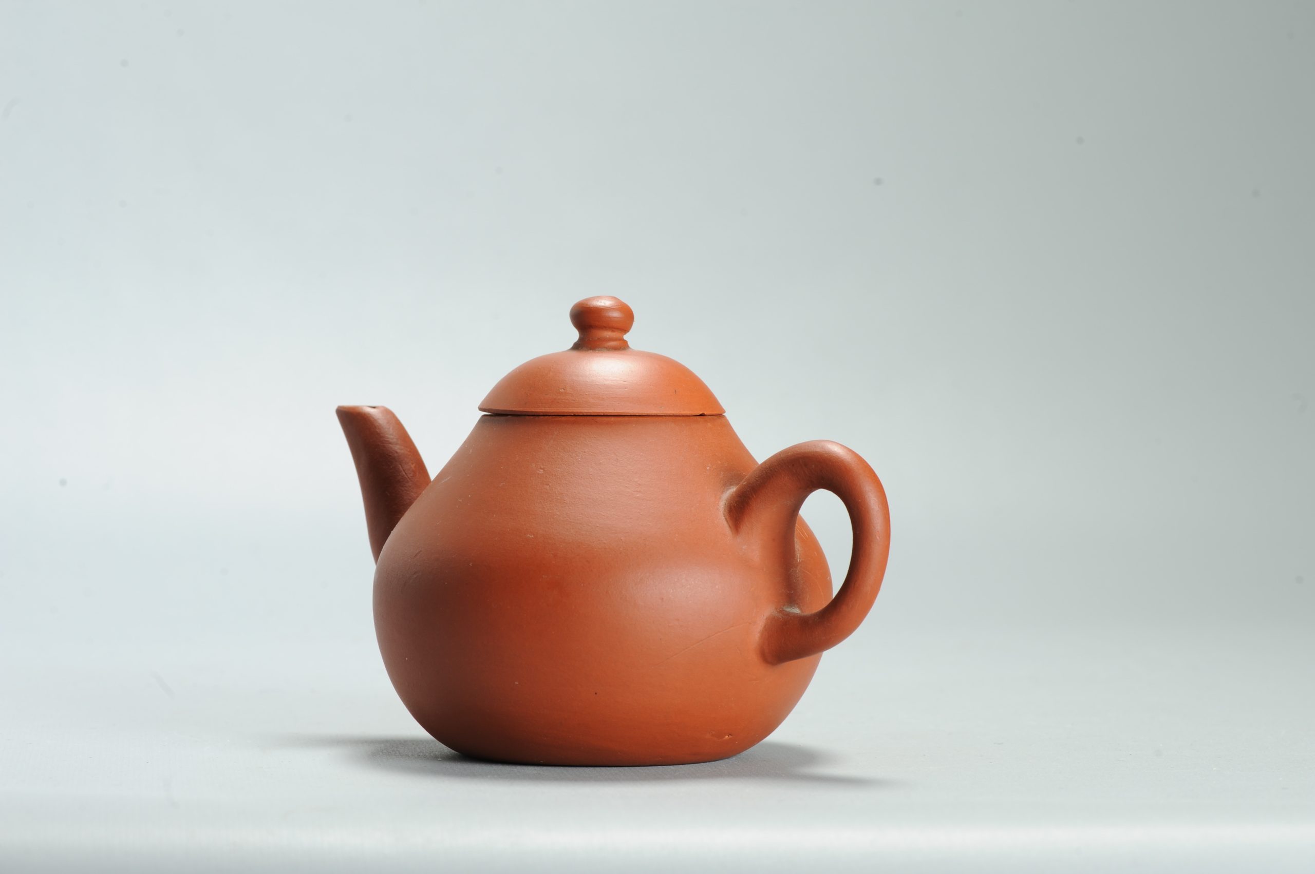 Vintage Chinese earthenware 20th century Zisha Yixing Teapot China Marked - Image 9