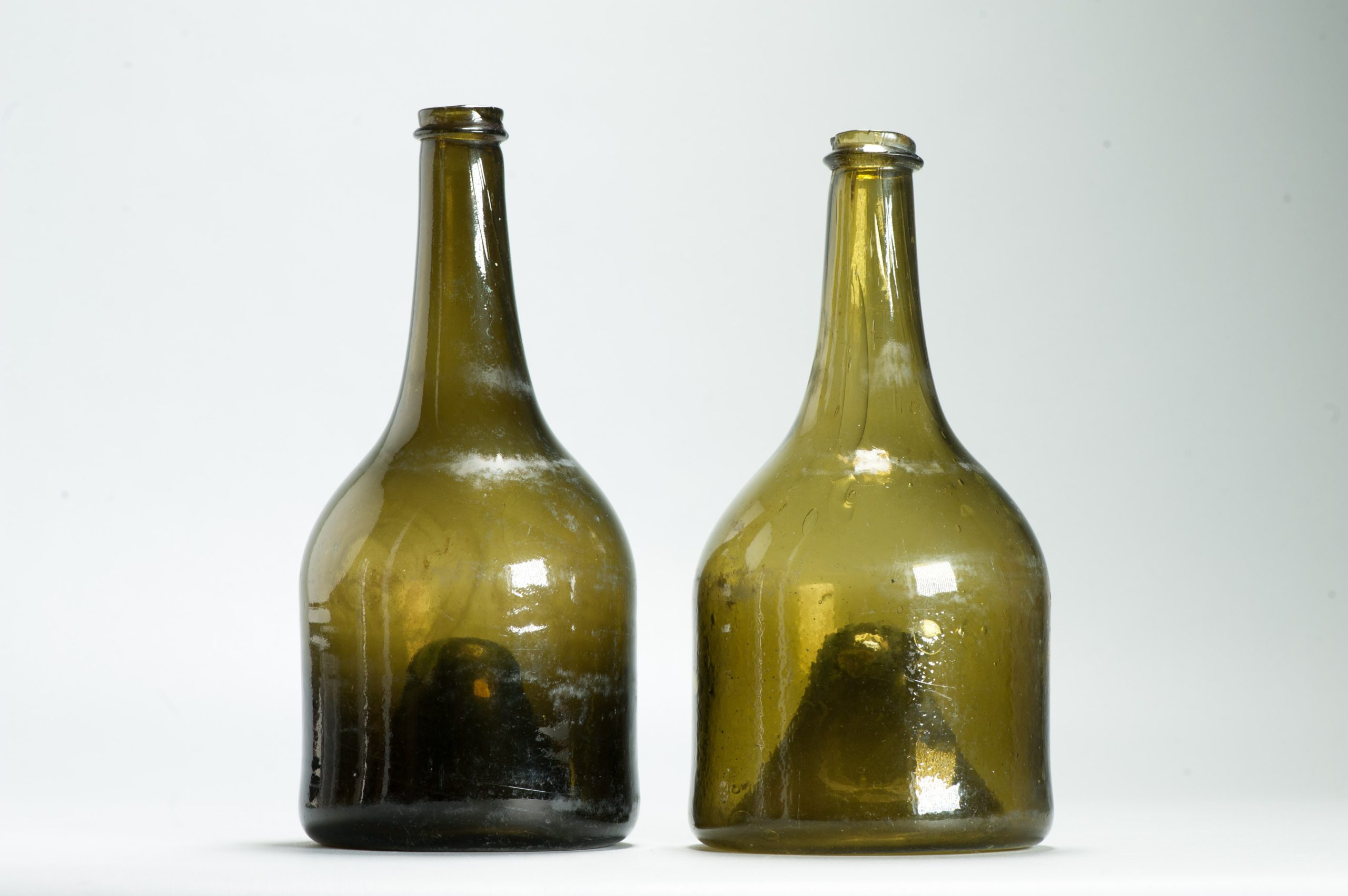 Pair Antique 17th/18th c Champagne Iridescent glass wine bottle French - Image 7