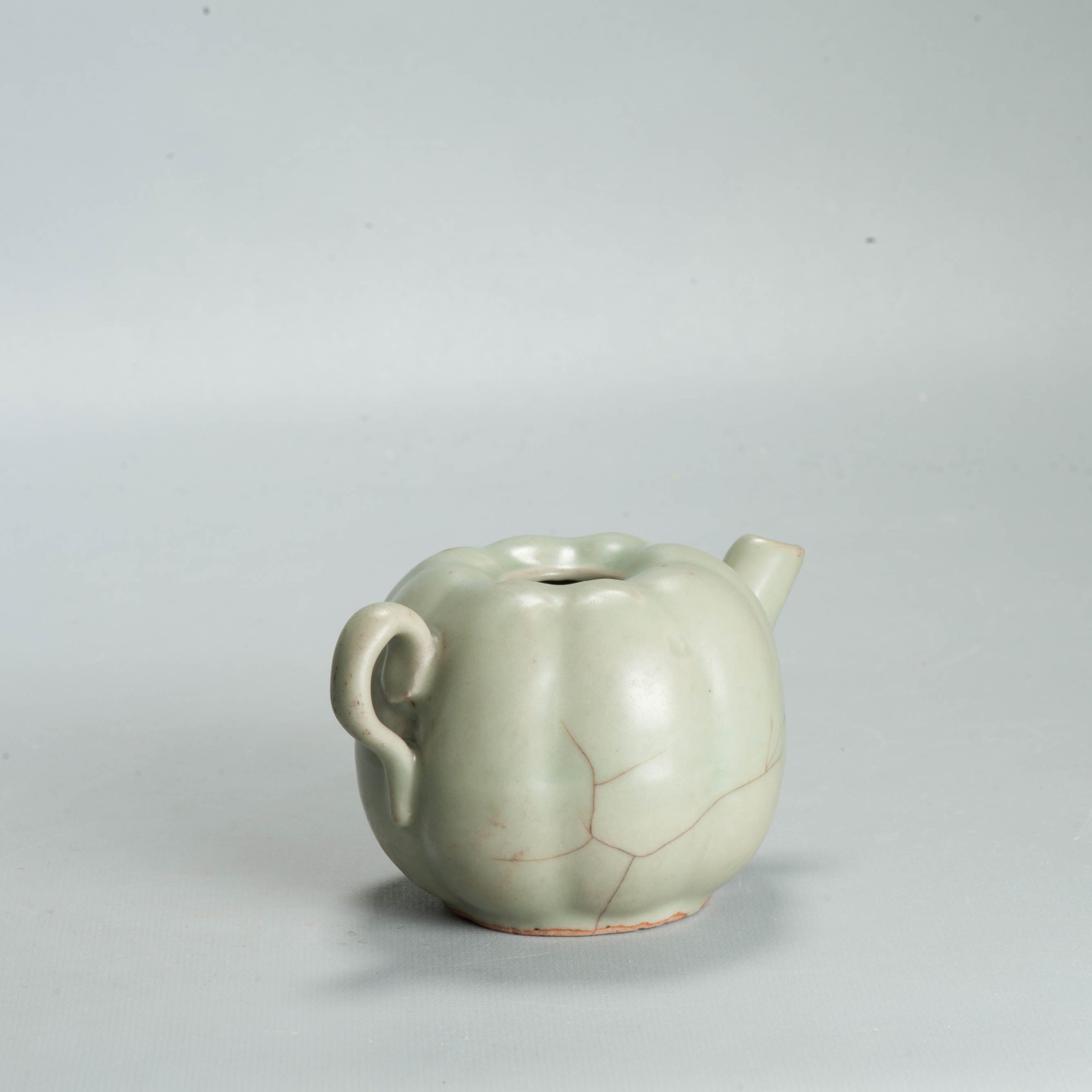 Rare Antique Chinese Southern Song or Yuan Longquan Celadon 'melon' ewer - Image 24
