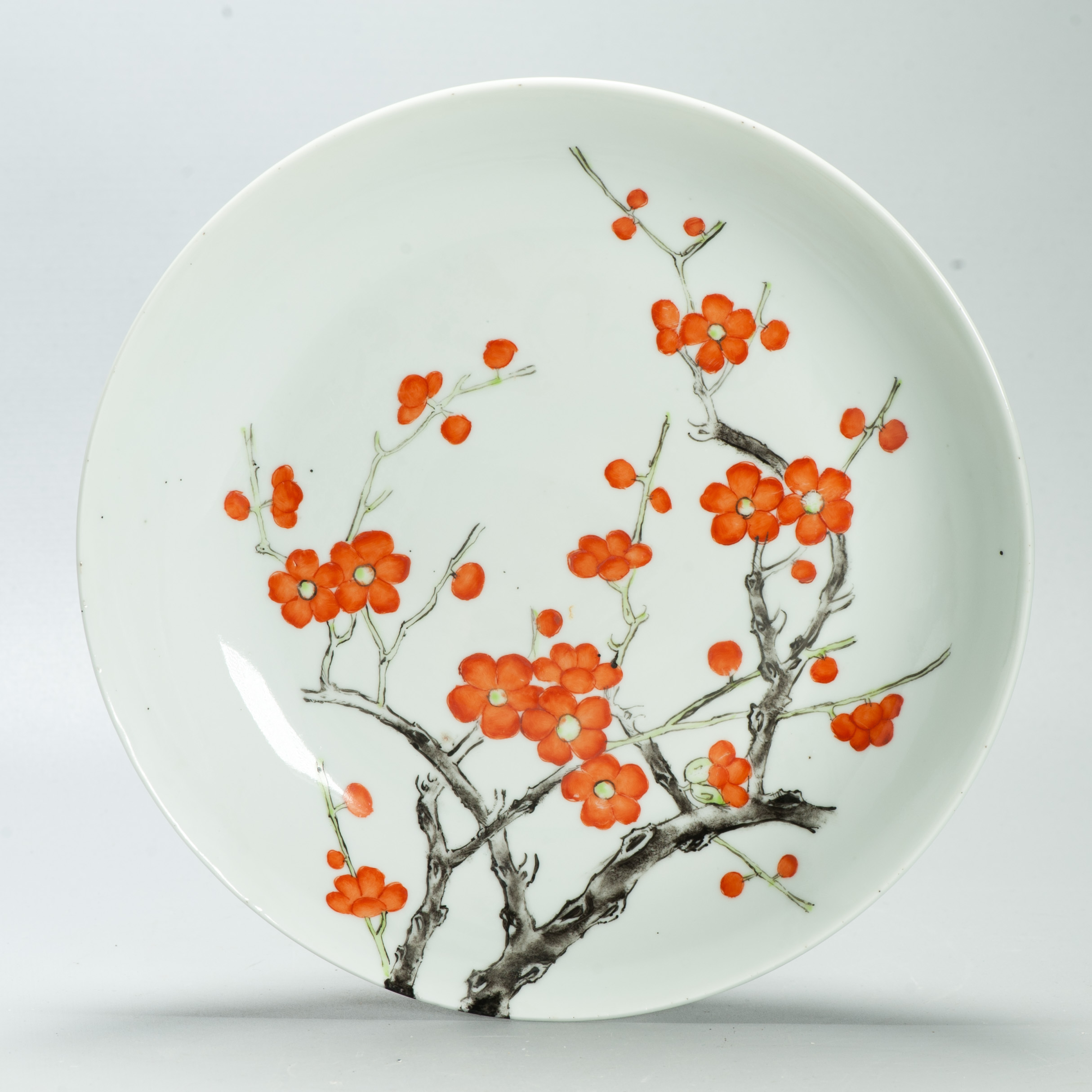 Perfect 24CM Antique Chinese Porcelain 19th / Early 20th C Dish Qianlong Mark