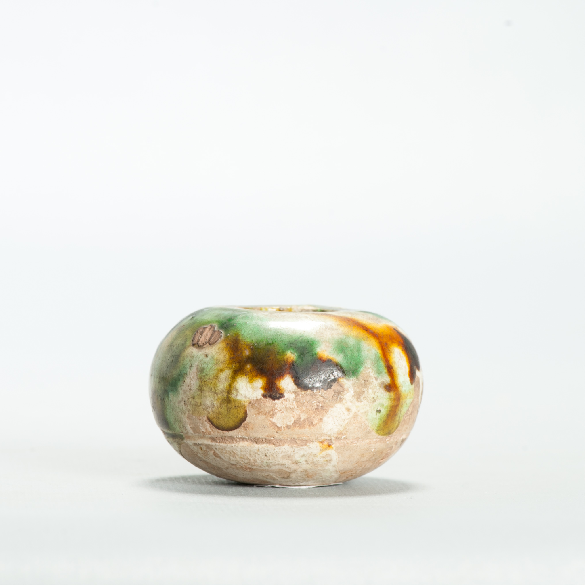 Tang dynasty Antique Chinese Sancai Glazed Green and Yellow Water Pot - Image 17