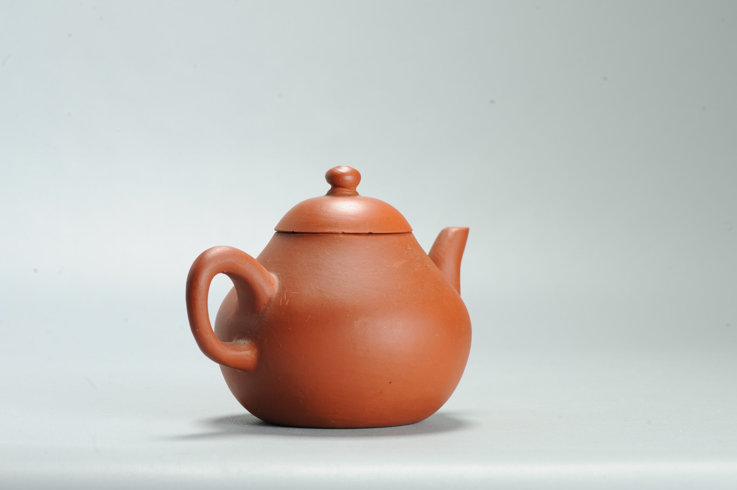 Vintage Chinese earthenware 20th century Zisha Yixing Teapot China Marked - Image 6