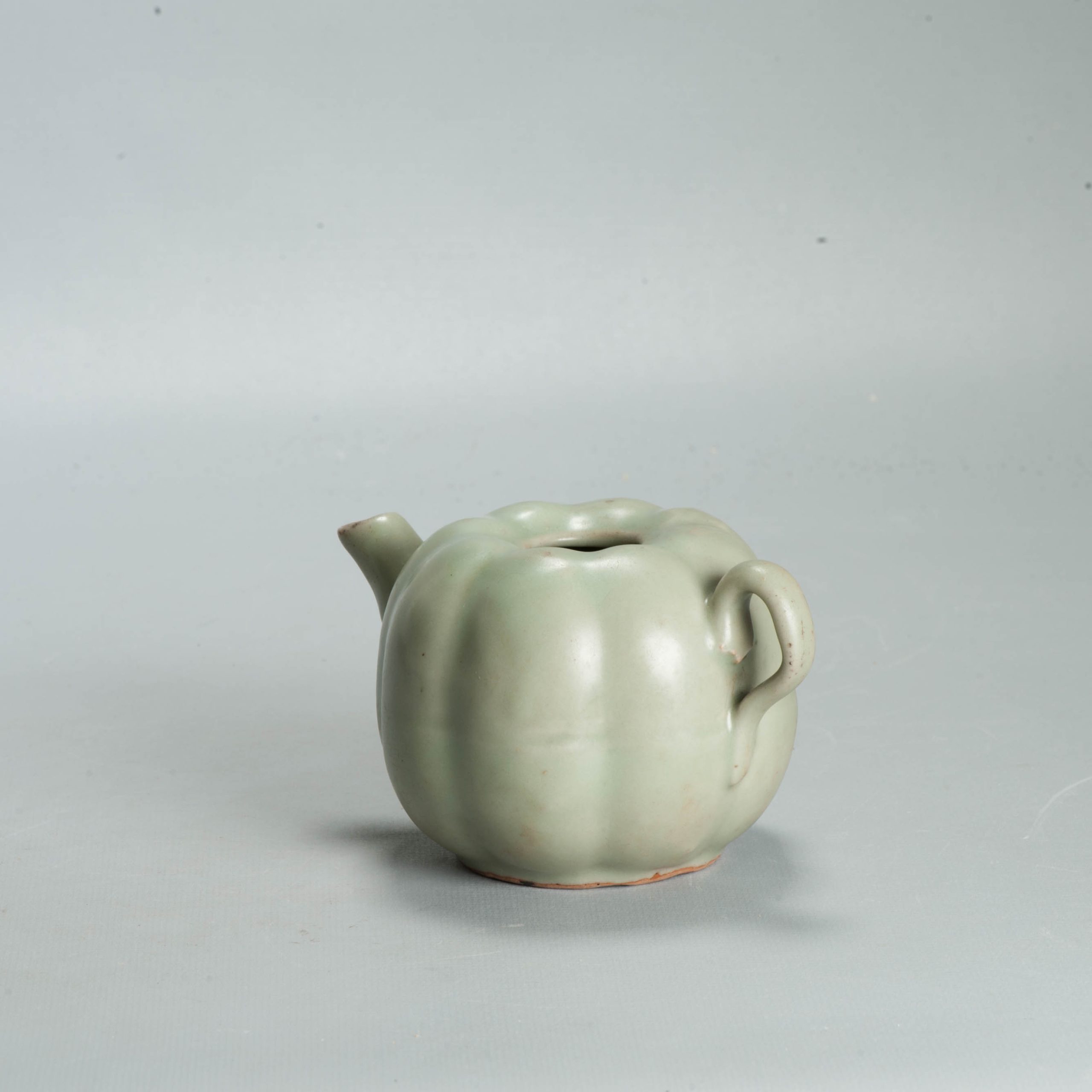 Rare Antique Chinese Southern Song or Yuan Longquan Celadon 'melon' ewer - Image 34