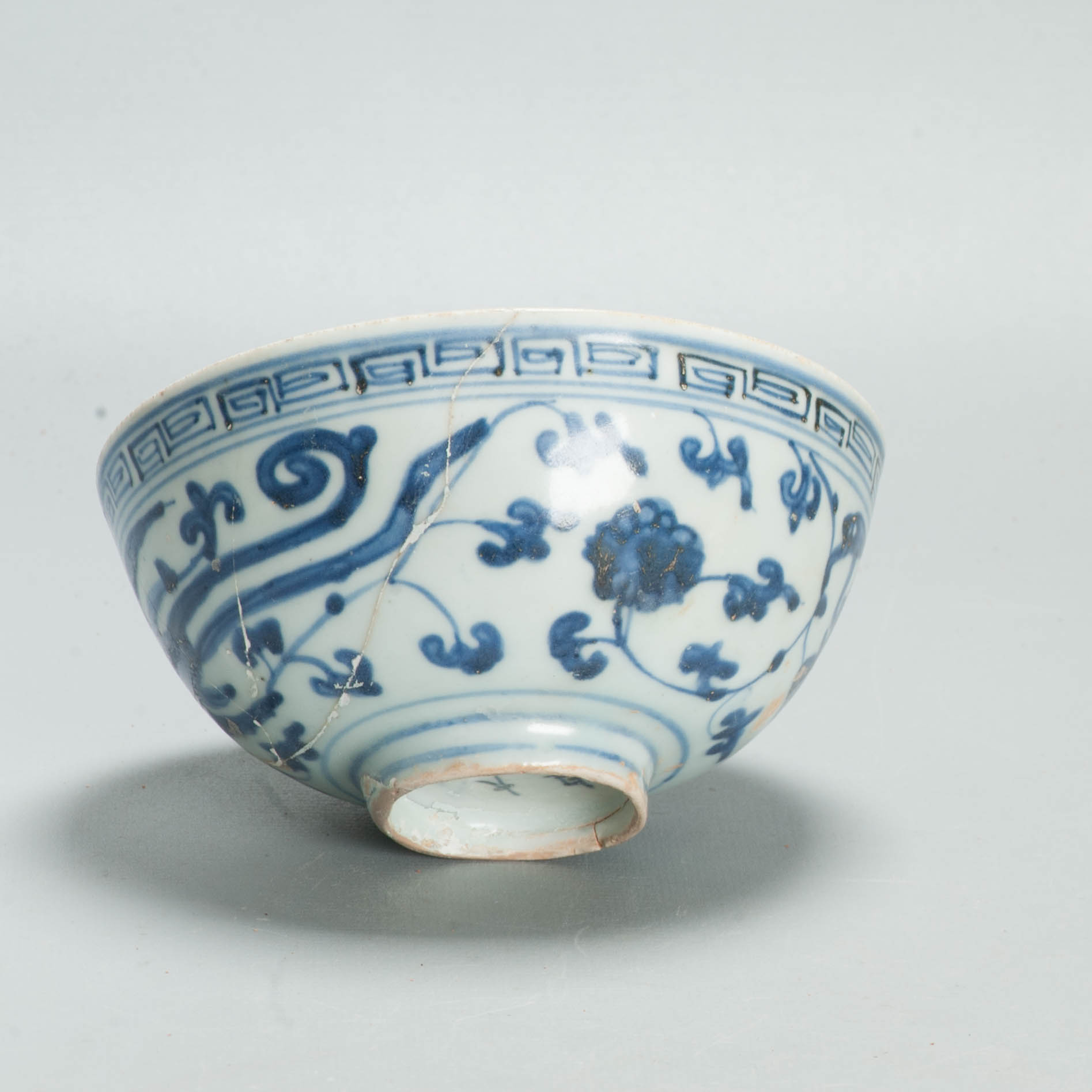 Antique Ming Chinese 16C Jiajing Period Blue White Bowl Flowers Phoenix Marked
