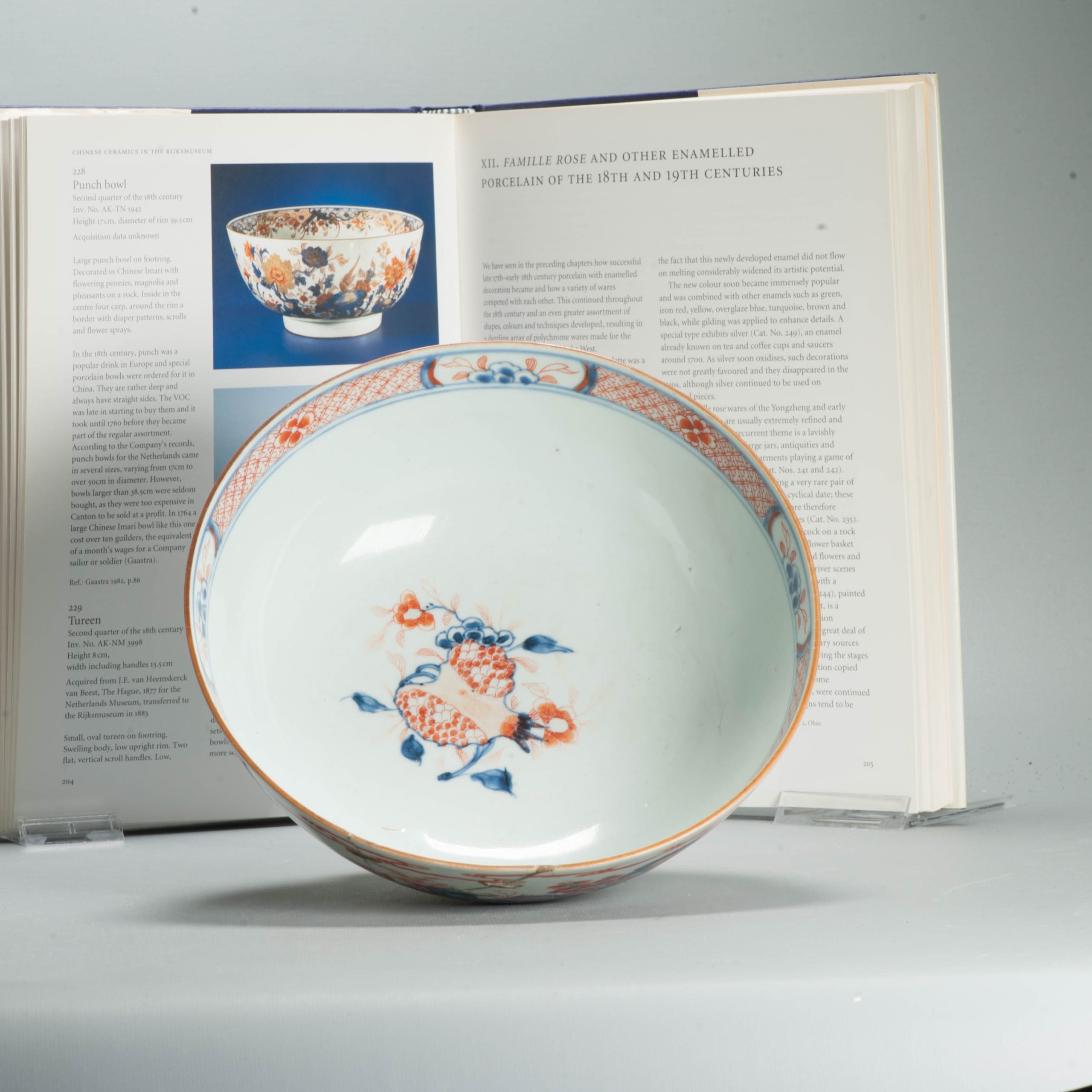 Antique 1700-20 Kangxi Qing Chinese Porcelain Bowl Landscape Imari - Image 9