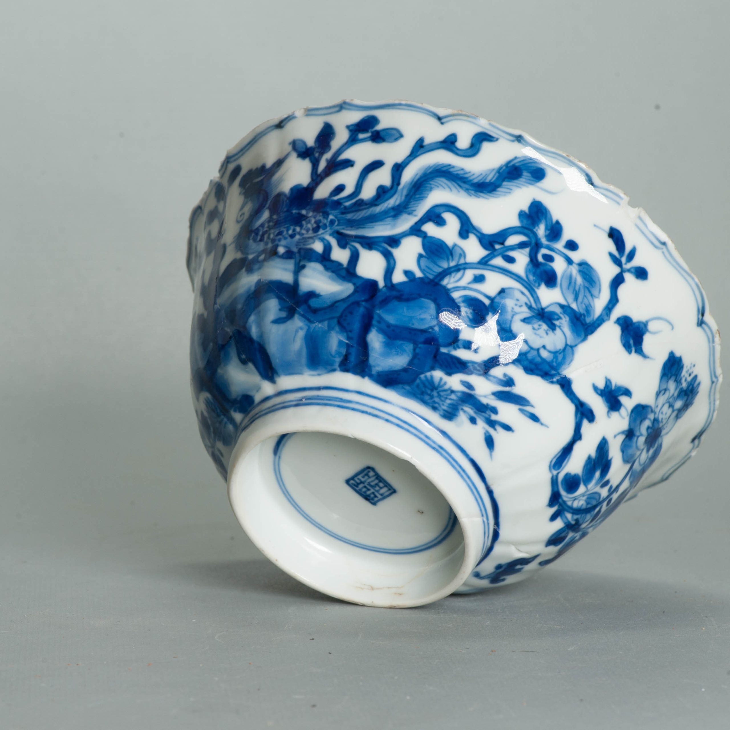 Interesting Antique Chinese Porcelain Bowl Kangxi Period Cranes & Flowers - Image 6