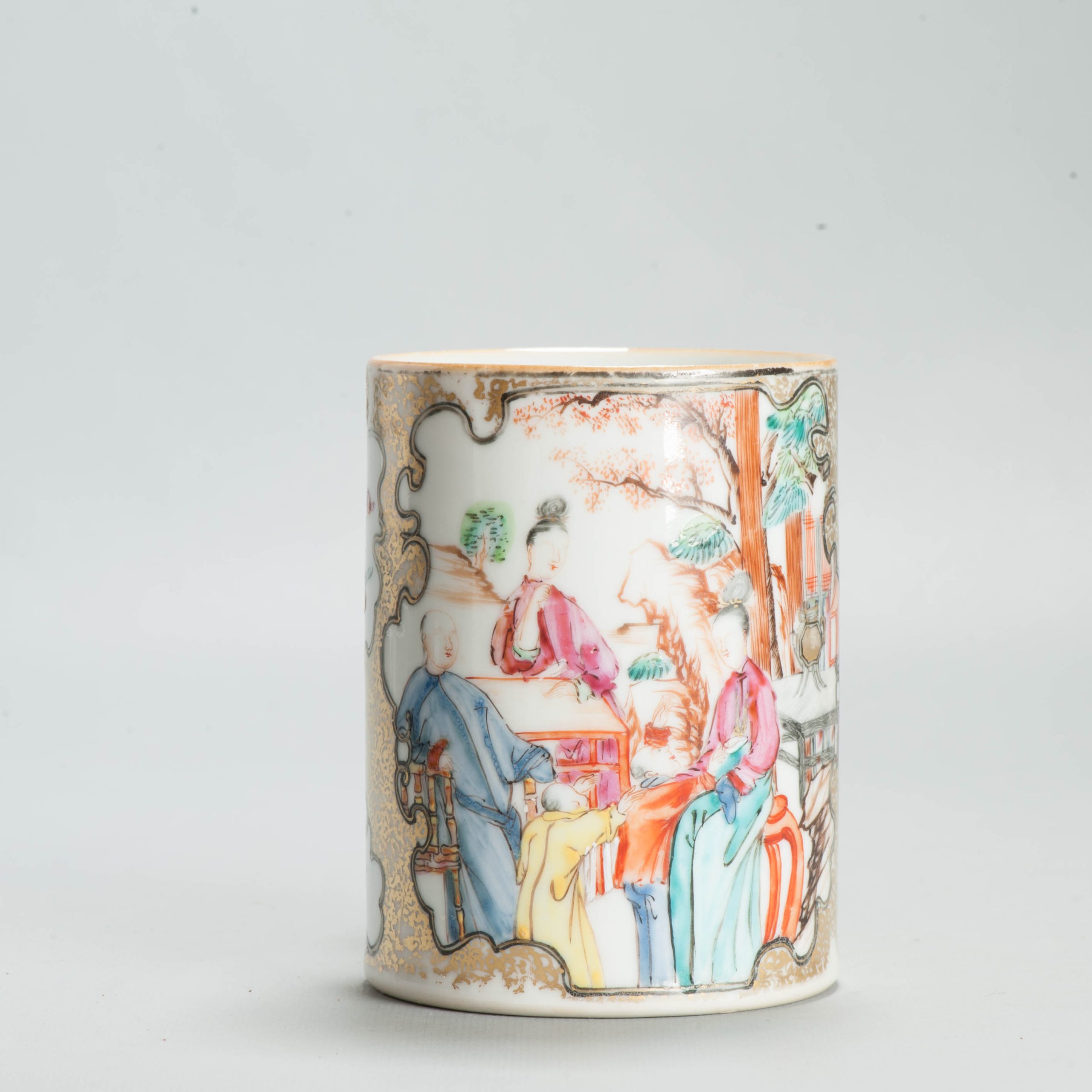 Antique 1740-1760 Chinese Porcelain Coffee Mug China Figural Rose Qianlong Period - Image 3