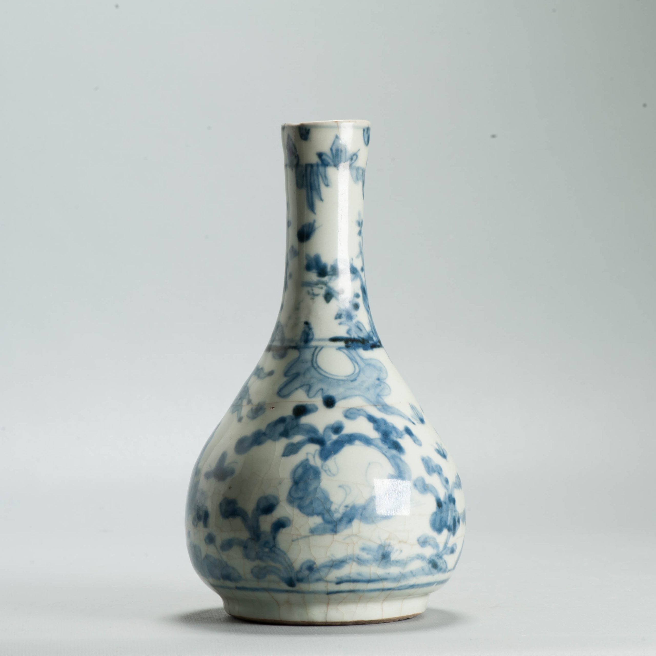 Antique Ming Wanli Chinese Swatow Zhangzhou Porcelain Vase Rabbit Carp