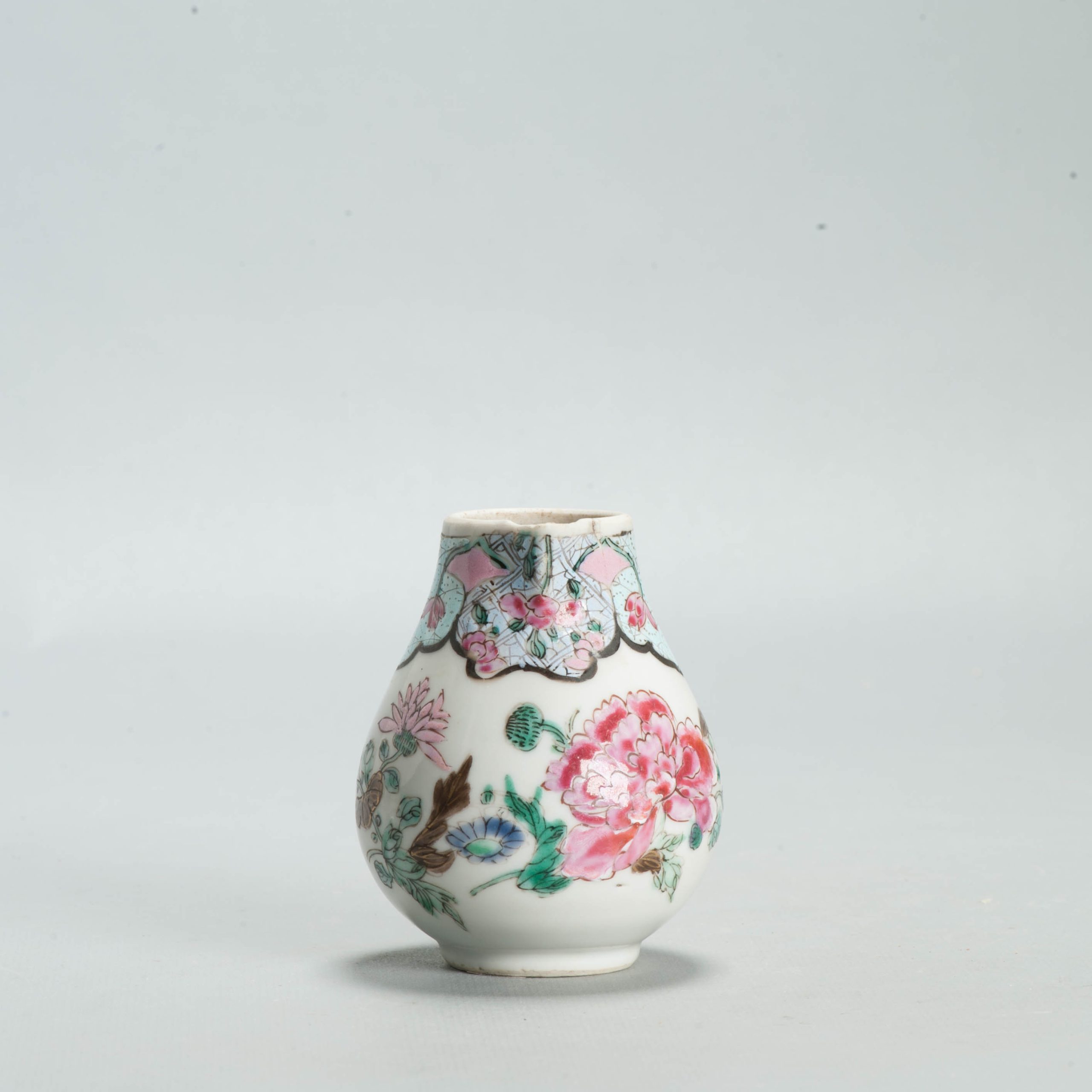 Antique 1740-1760 Chinese Porcelain Teapot China Lotus Rose Qianlong Period - Image 5