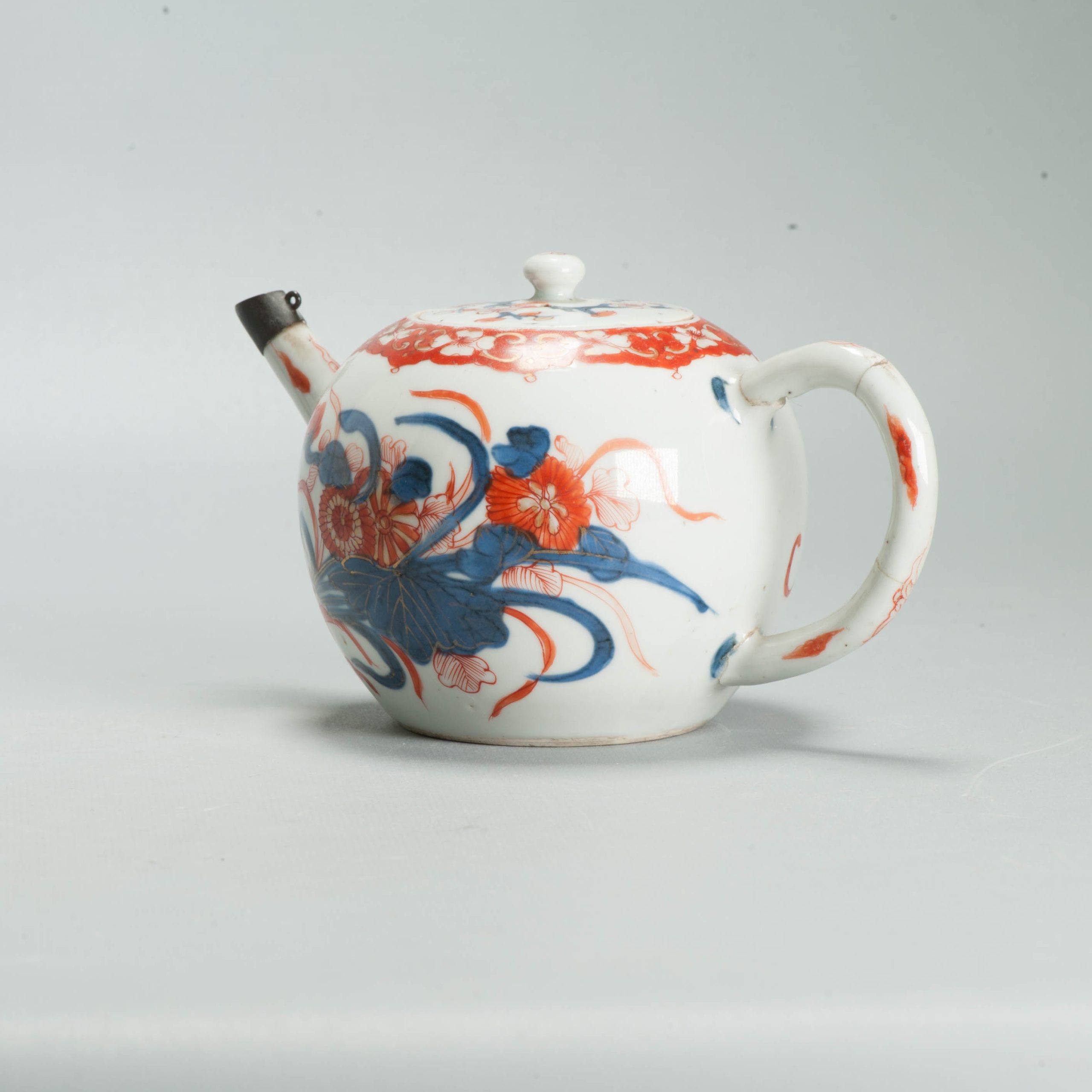 Antique Kangxi Period Ca 1700 Chinese Porcelain Tea pot Imari China Flower - Image 7