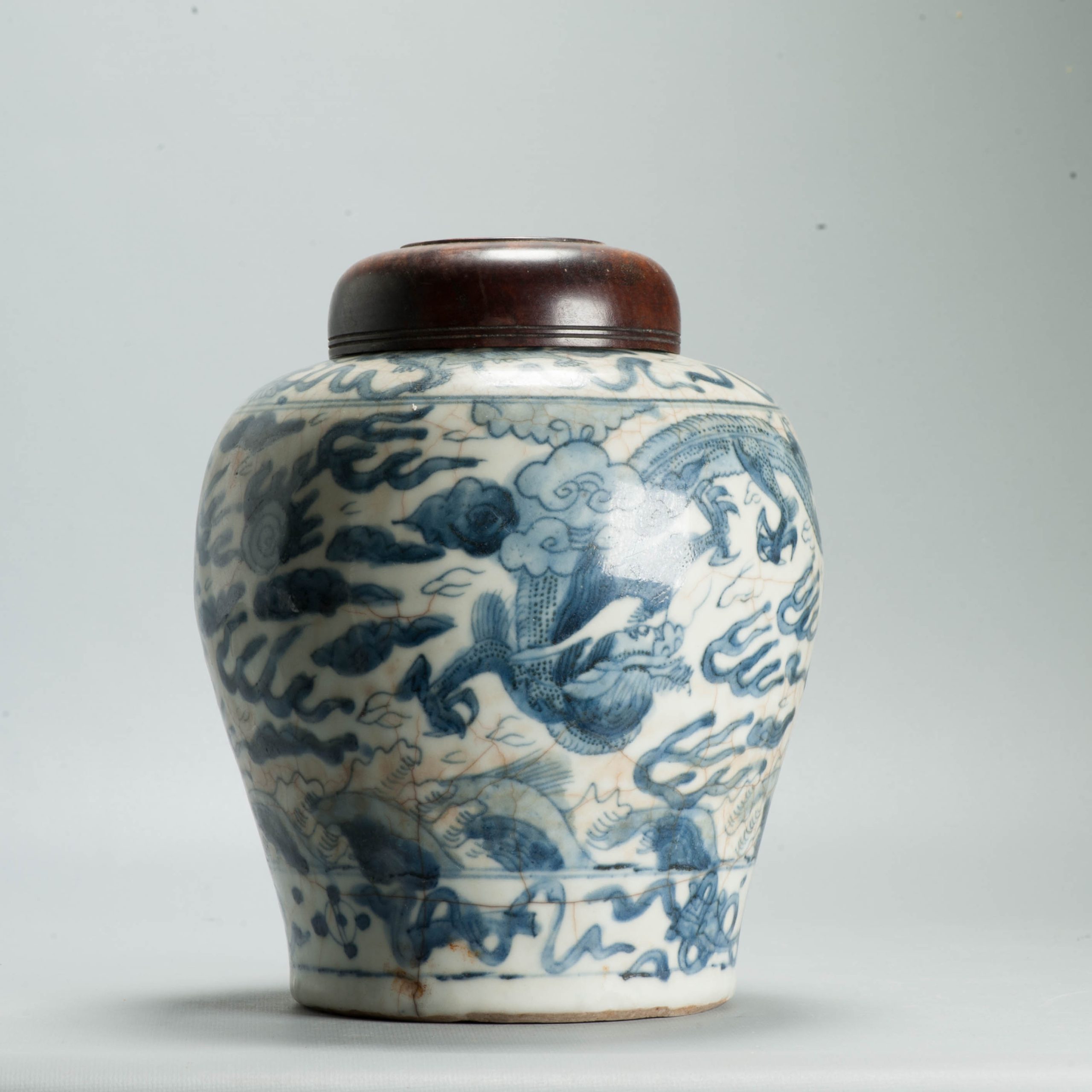Antique Ming Wanli Chinese Swatow Zhangzhou Porcelain Jar Dragons Foo Lions