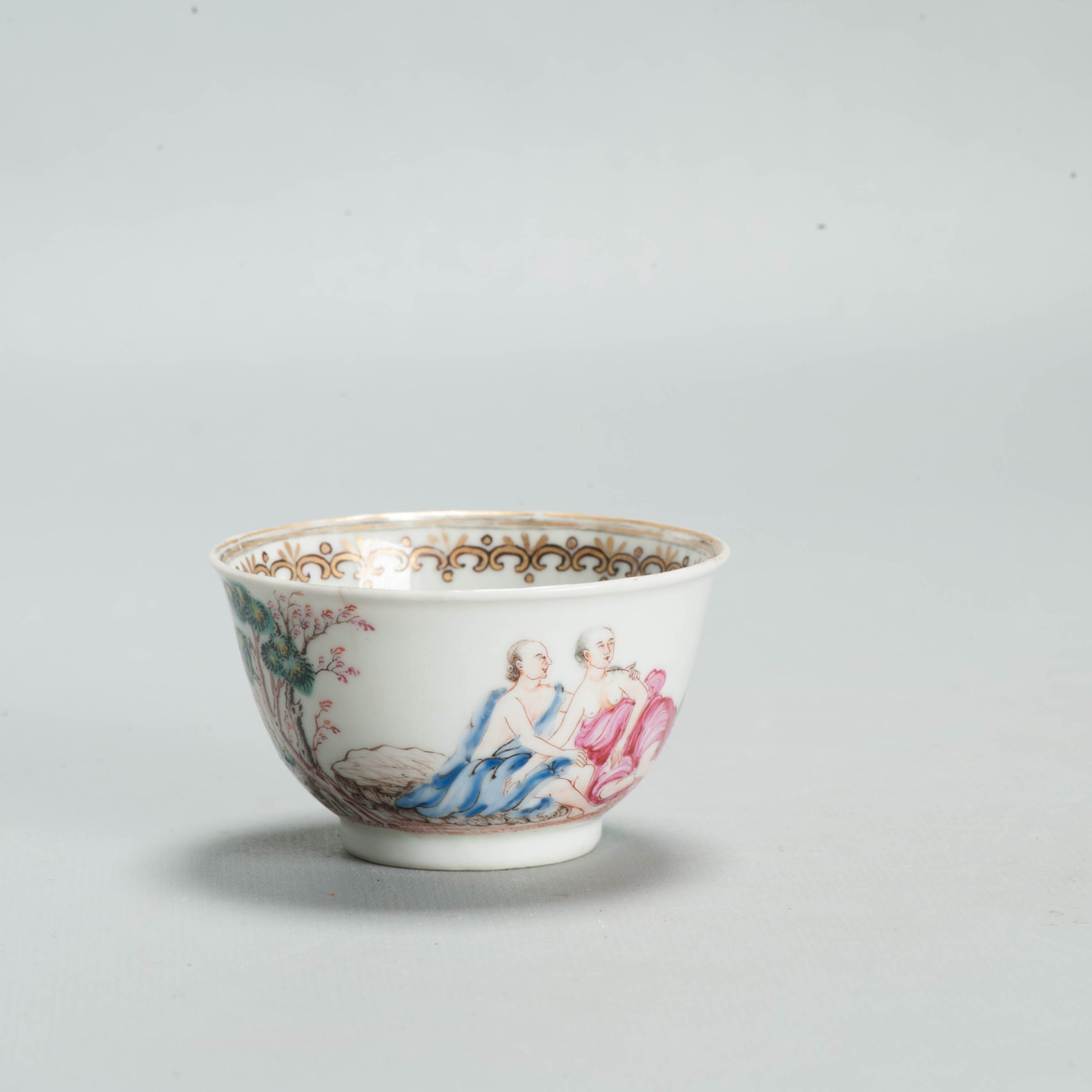 Antique Ca 1725-1740 Qing Dynasty Yongzheng Chinese Porcelain Tea Bowl - Image 5