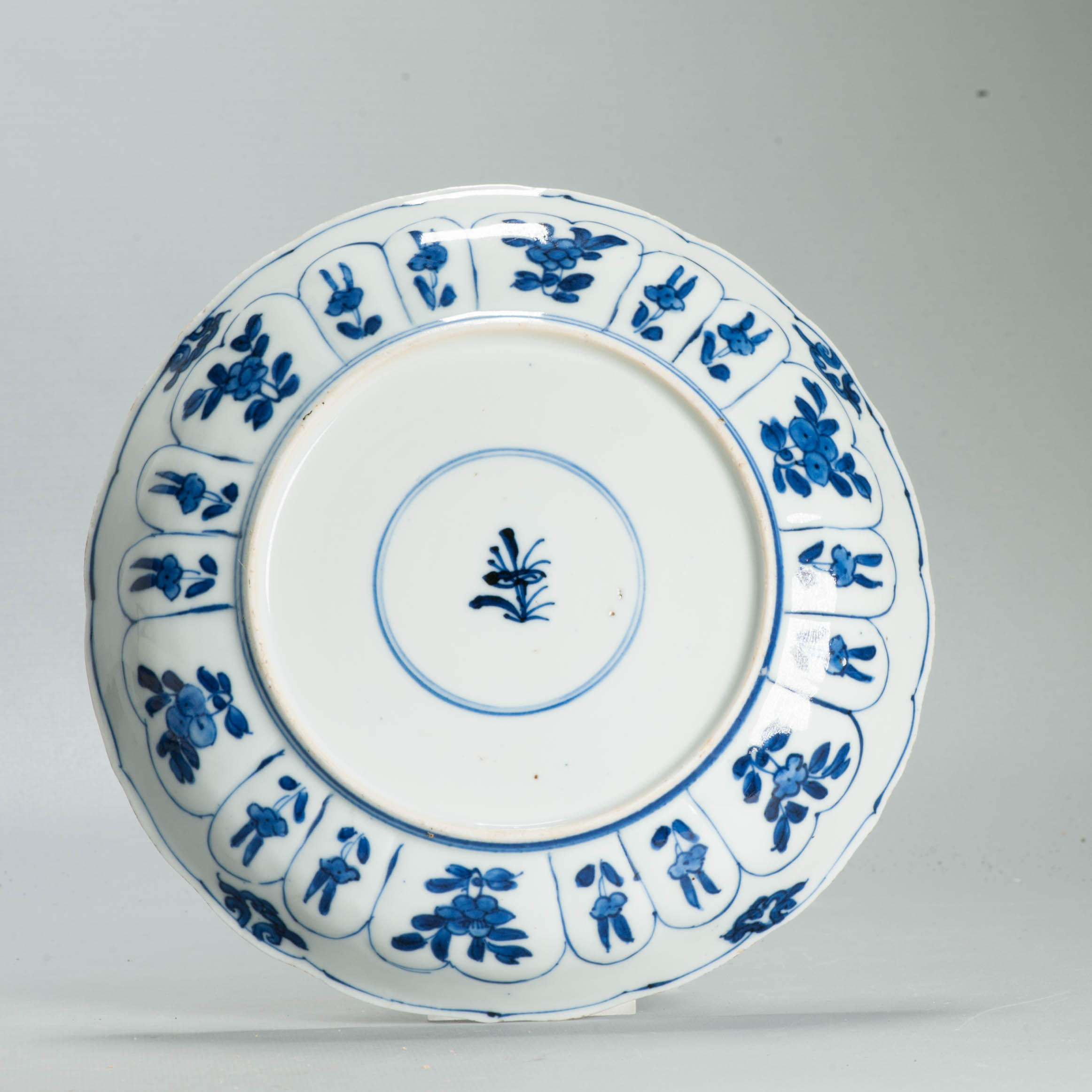 Antique Chinese 1700 Kangxi Blue & White Porcelain Dish Qing Dynasty Marked