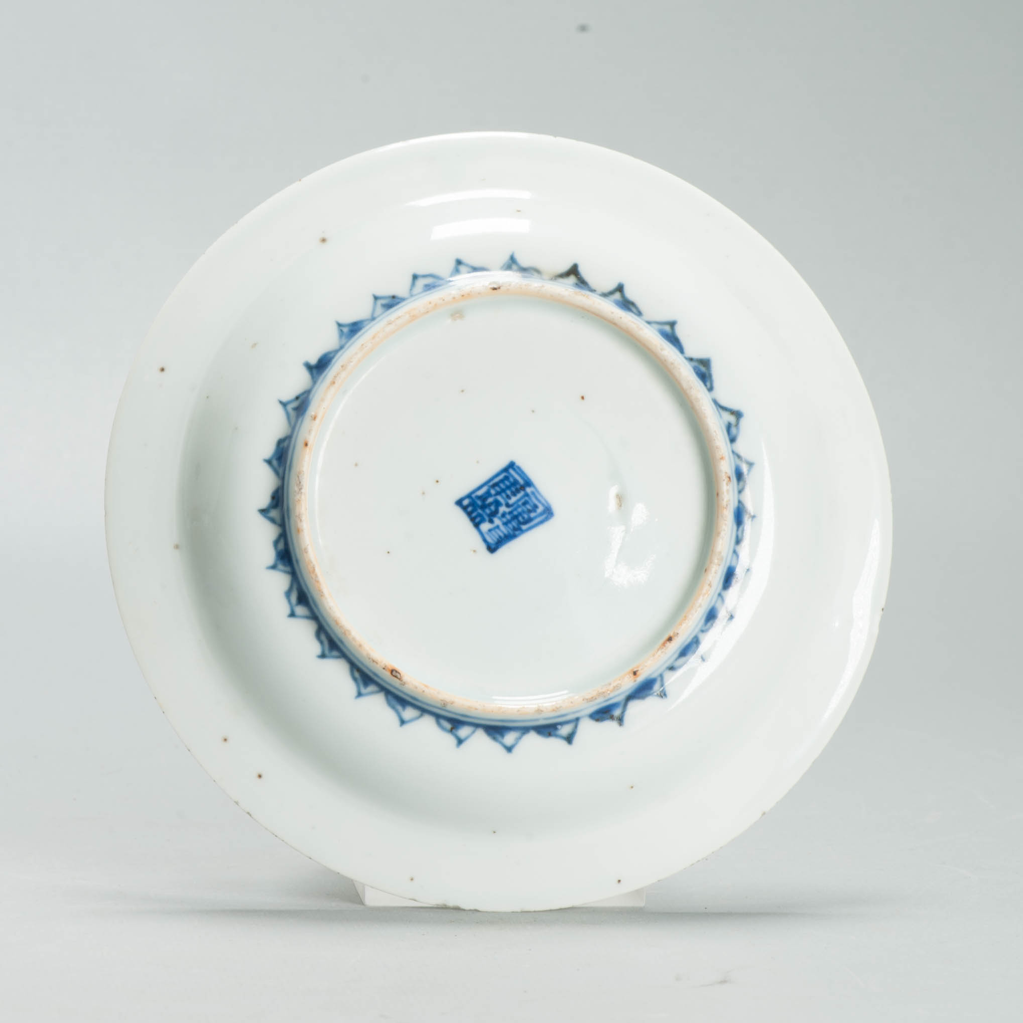 Antique Chinese Porcelain 16th century Jiajing or Wanli plate with Fenghuang - Image 4