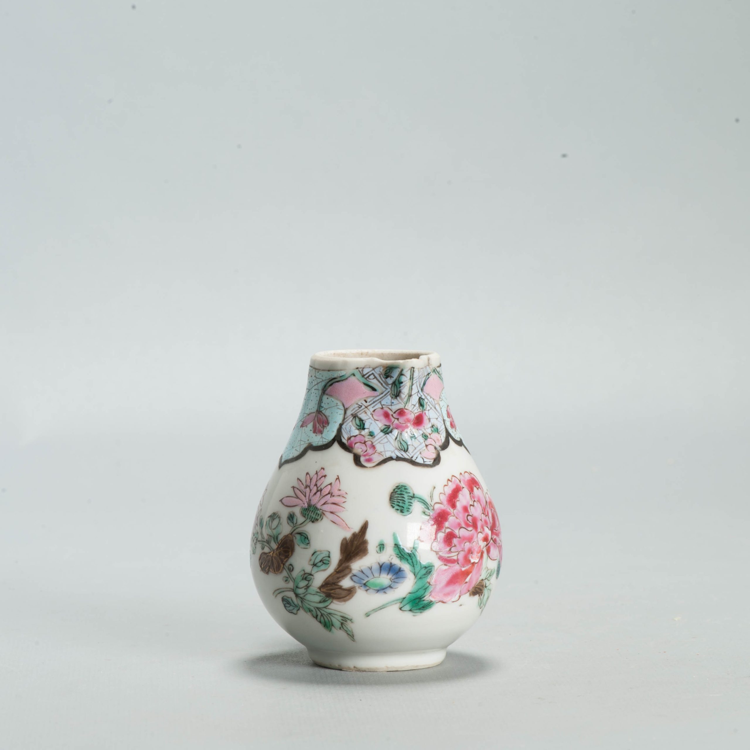 Antique 1740-1760 Chinese Porcelain Teapot China Lotus Rose Qianlong Period - Image 6