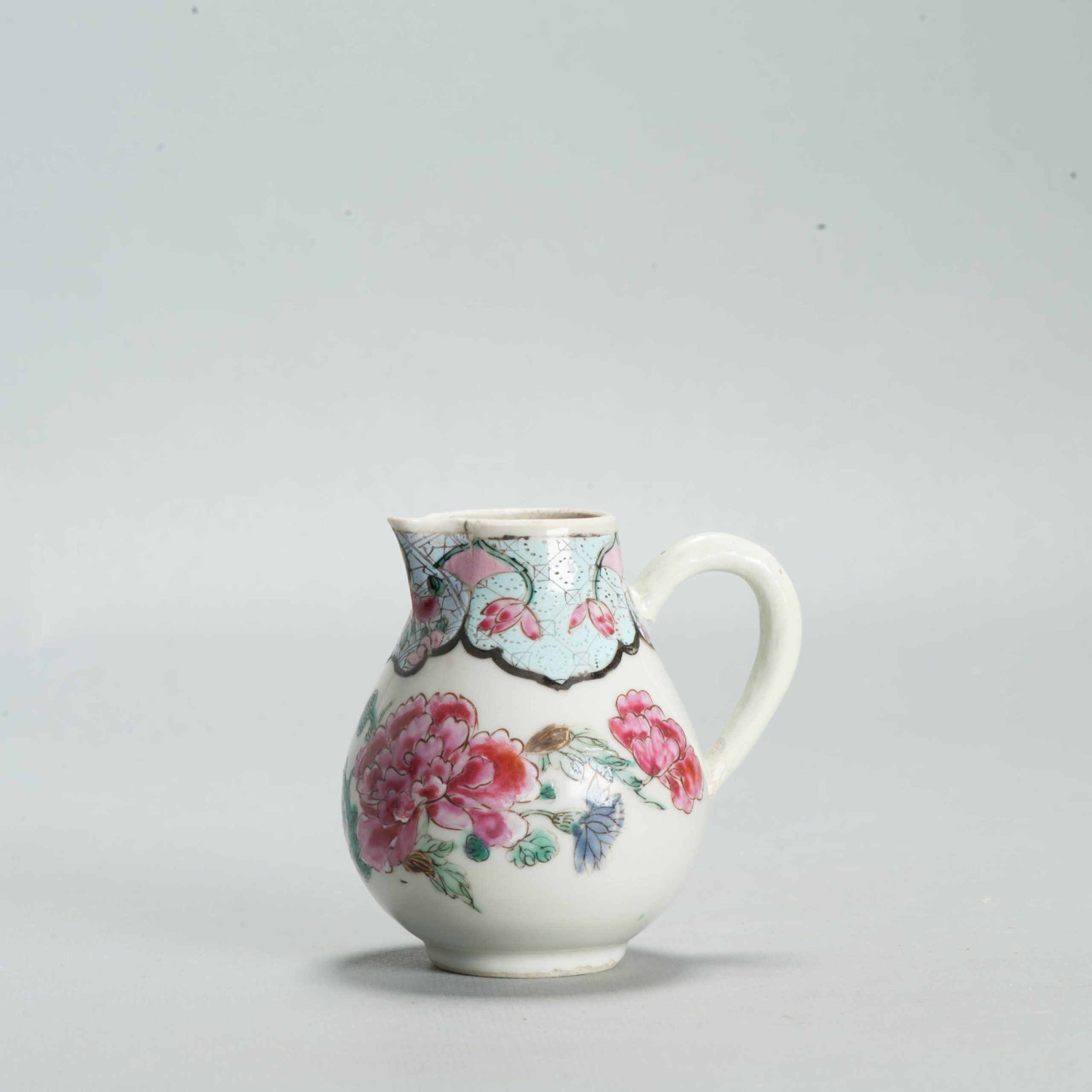 Antique 1740-1760 Chinese Porcelain Teapot China Lotus Rose Qianlong Period - Image 3