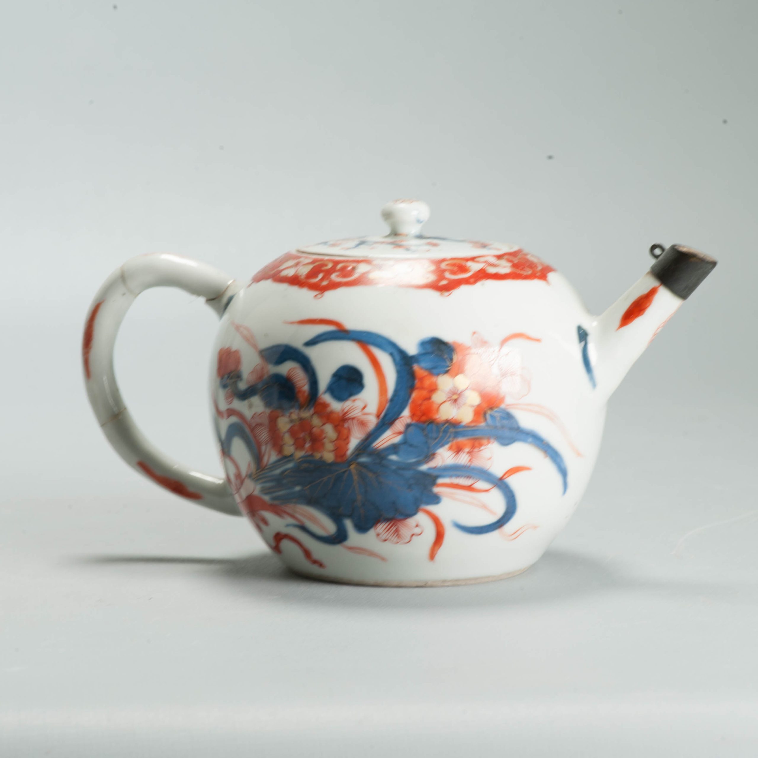 Antique Kangxi Period Ca 1700 Chinese Porcelain Tea pot Imari China Flower - Image 9