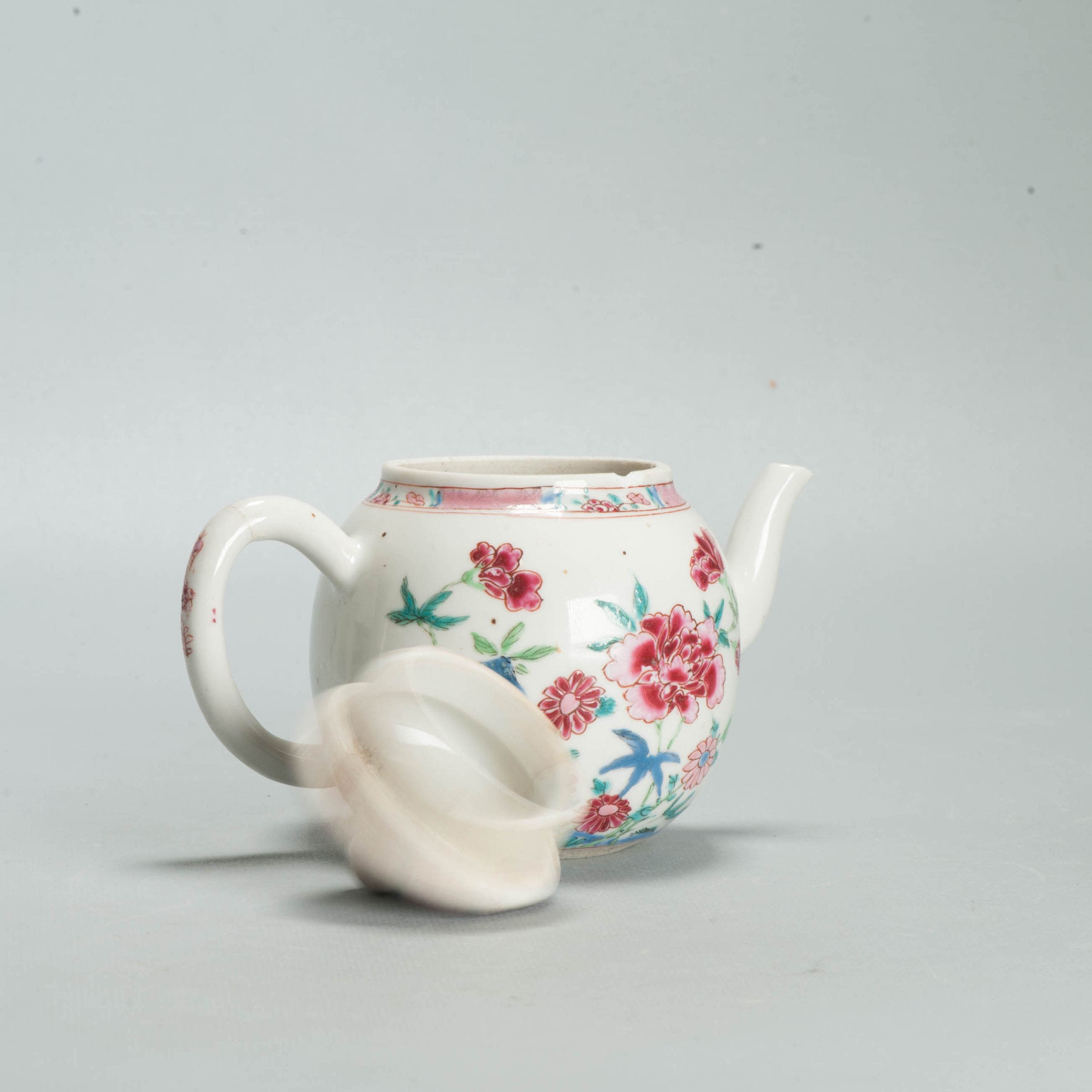 Antique 1740-1760 Chinese Porcelain Teapot China Lotus Rose Qianlong Period - Image 7