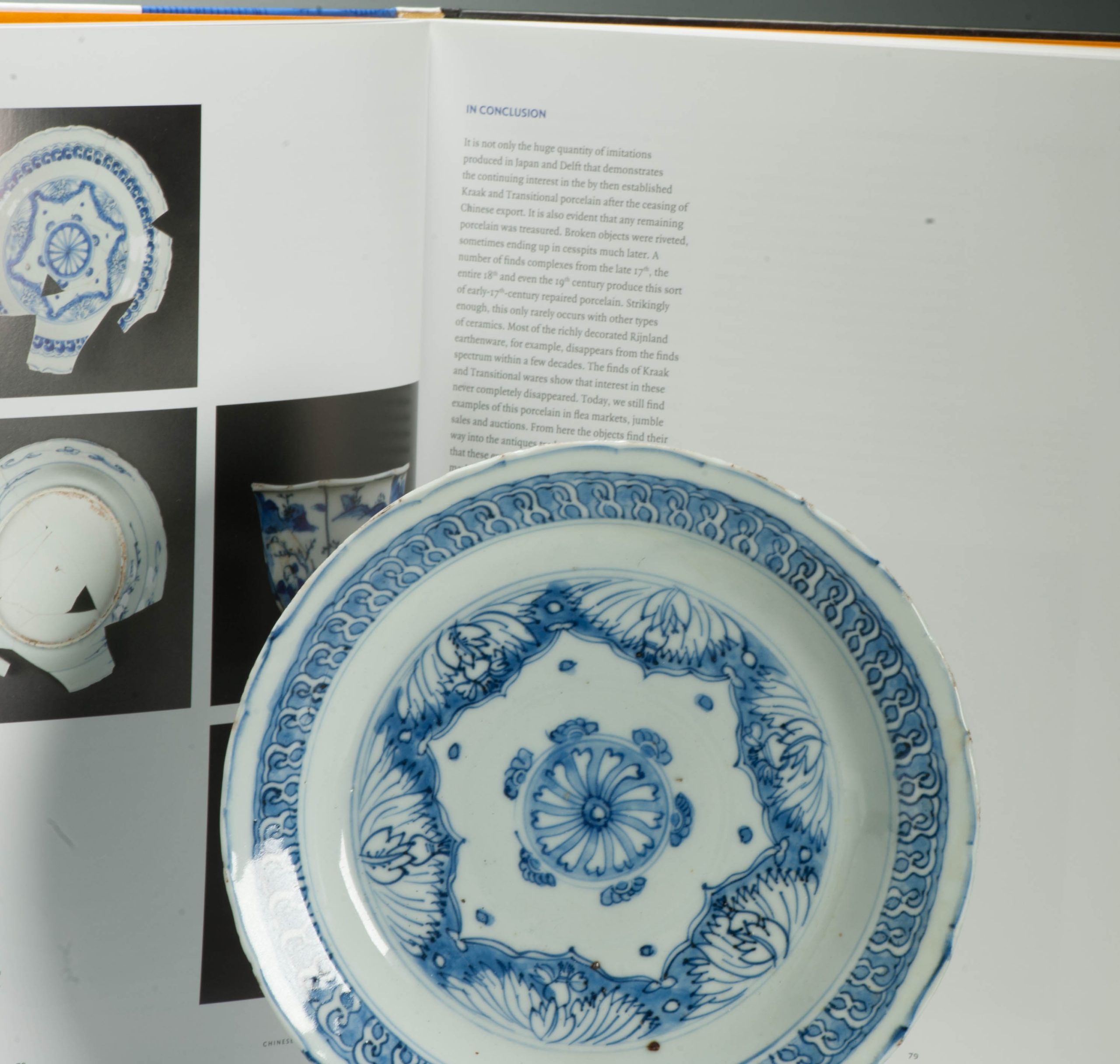 Antique 17th C Chinese Porcelain Tianqi-Chongzhen Buddhist Plate Ming - Image 16