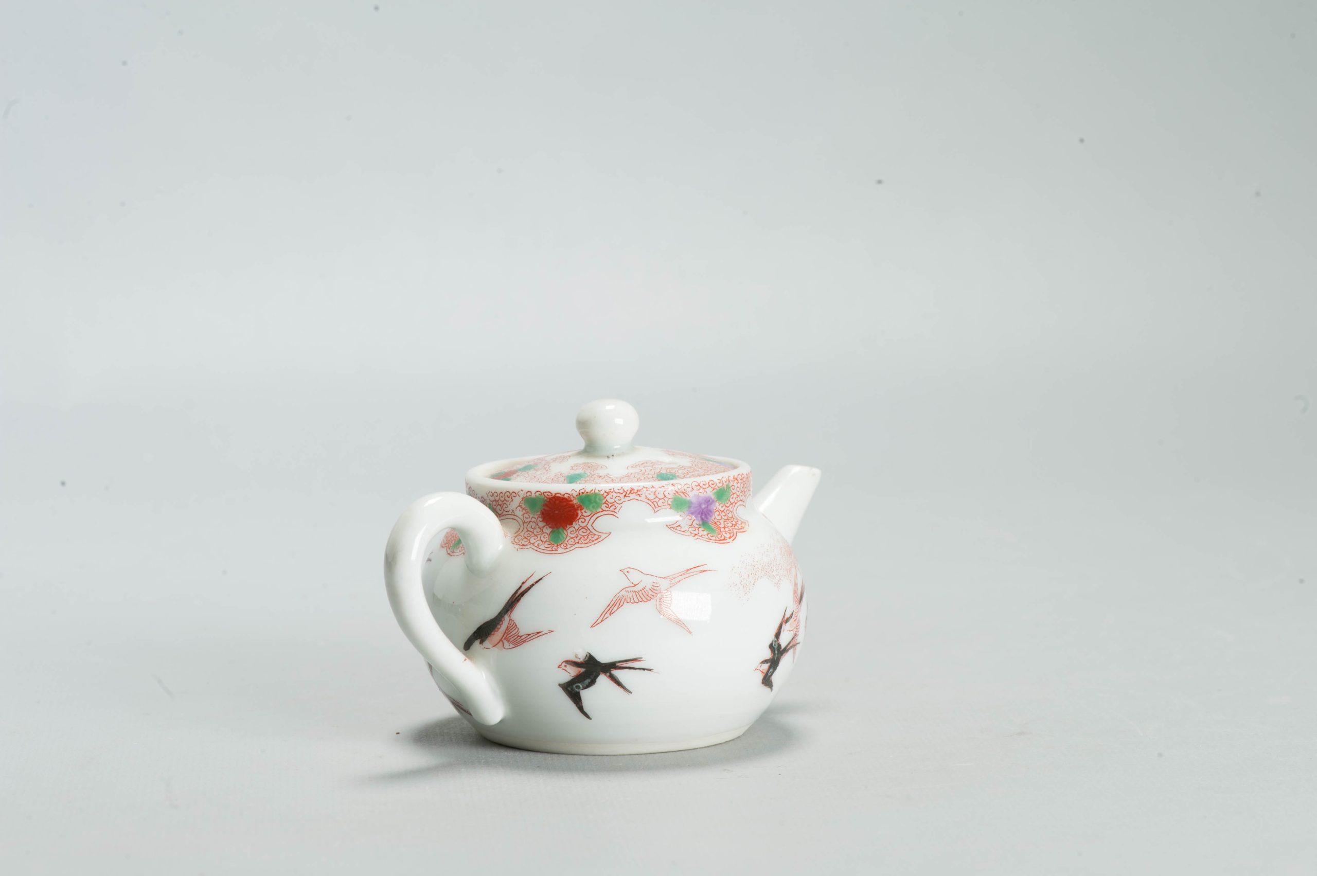 Antique 19th/20th c Period Japanese Porcelain Kutani Teapot with Birds - Image 6