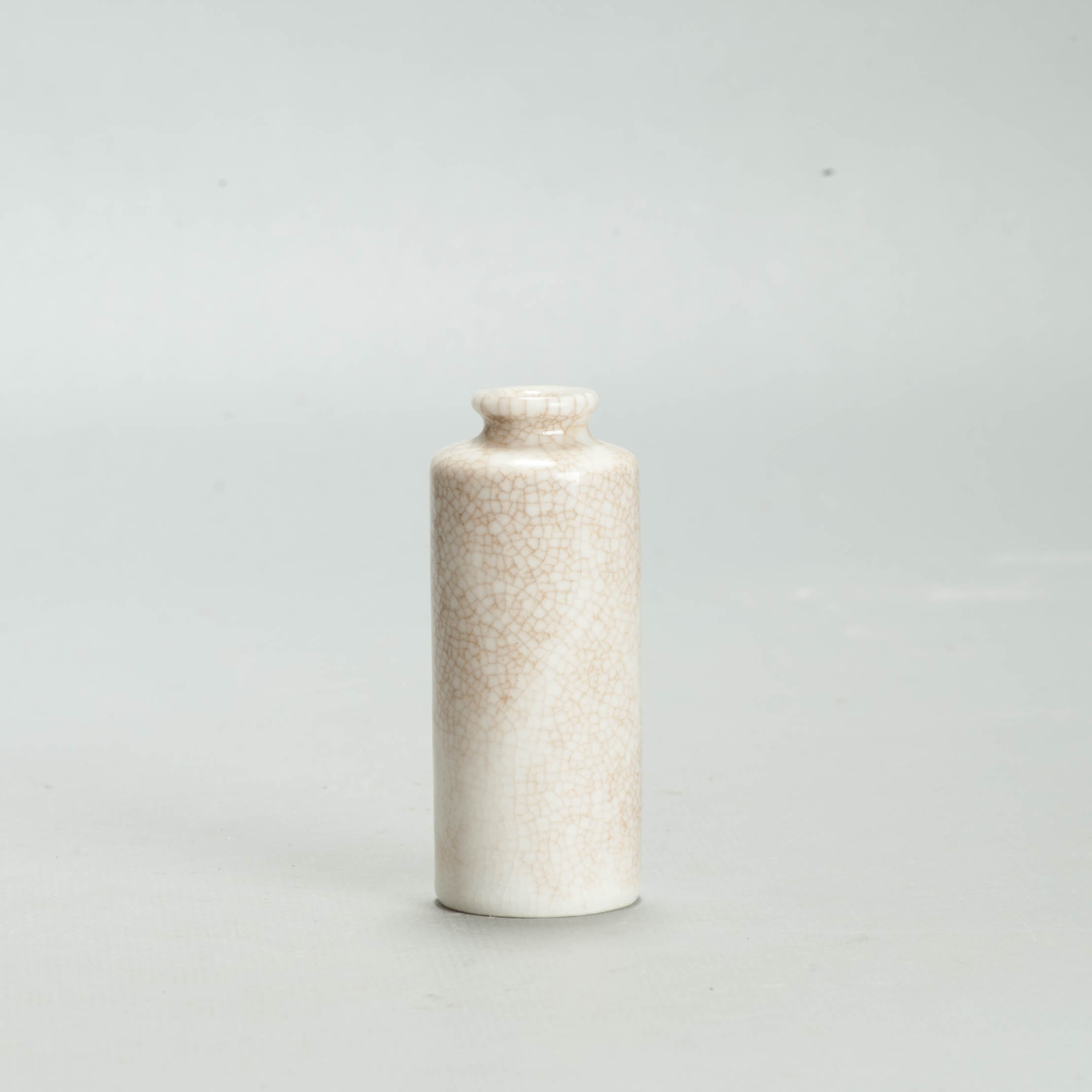 Rare 18th c Ge Crackle Kangxi miniature Rollwagon Vase Dollhouse Qing